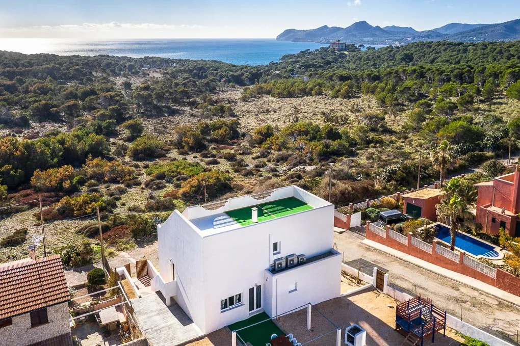 Casa moderna con vista al mar - entre la costa y el parque natural-14