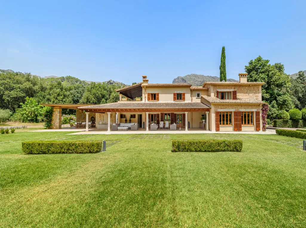 Magnificent property in a privileged location, Pollensa-3