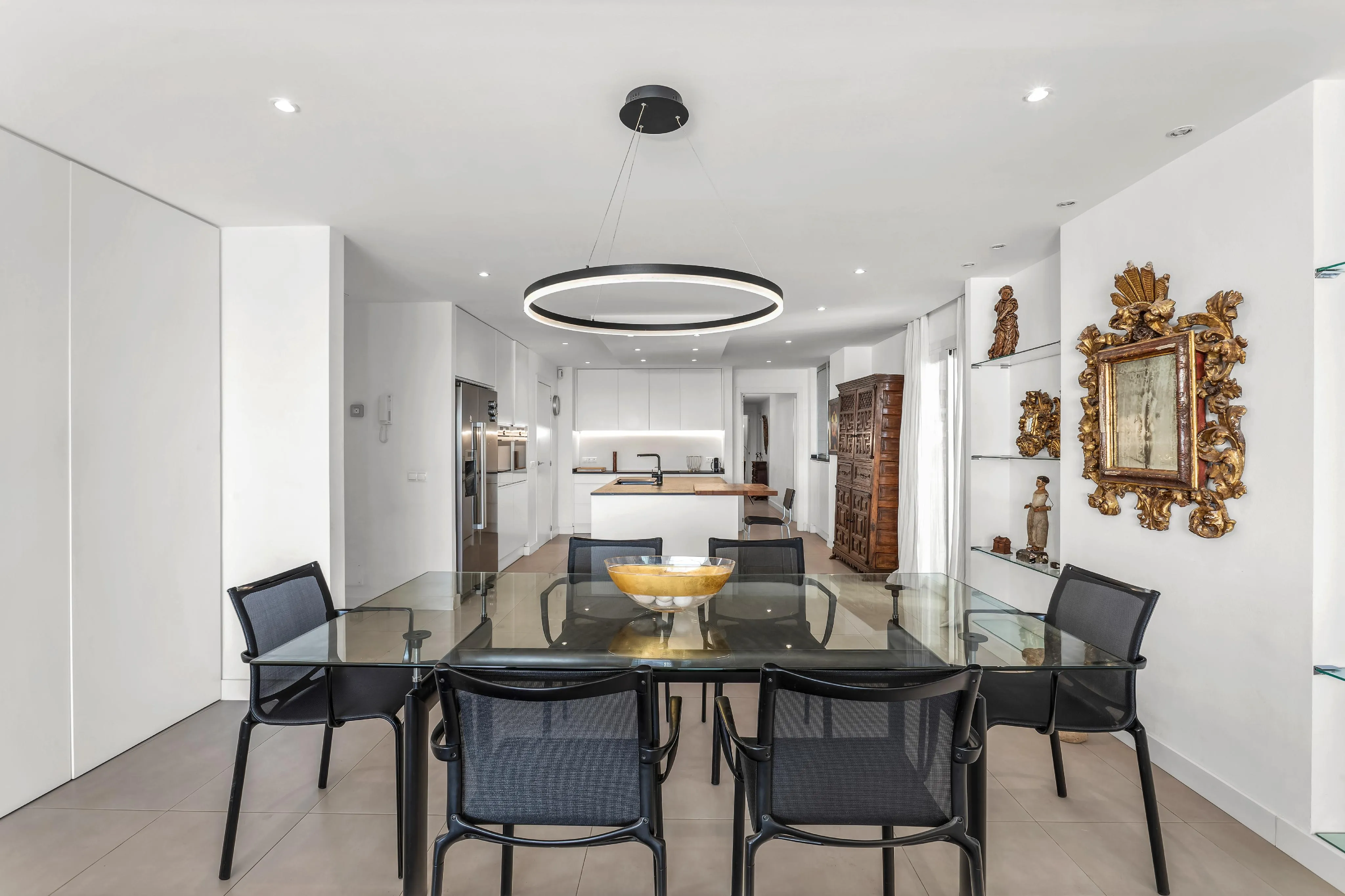 Appartement spacieux et lumineux avec une excellente vue sur le front de mer-7