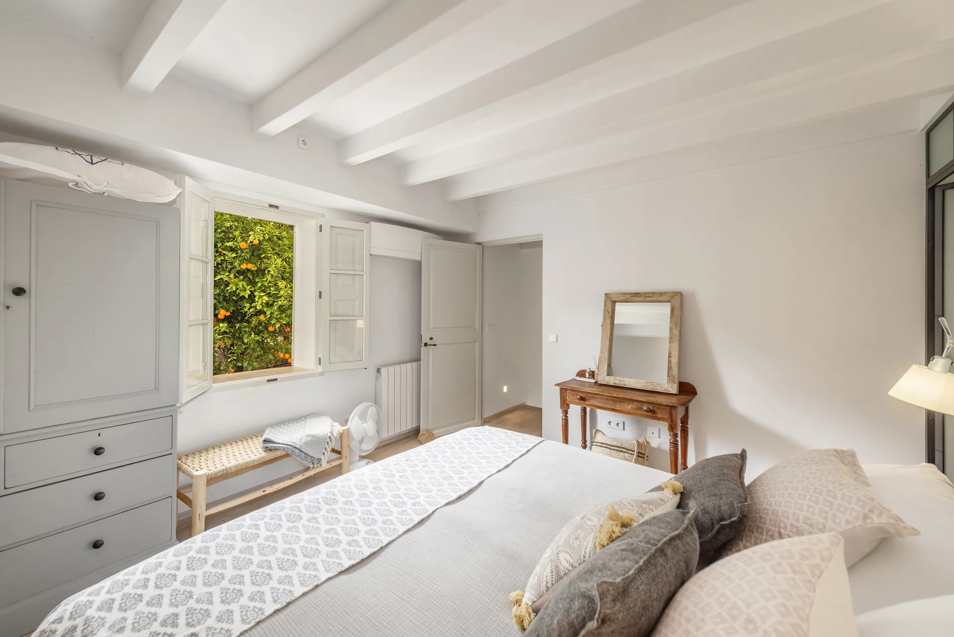 Smukt hus med pool - Korttidsleje-9