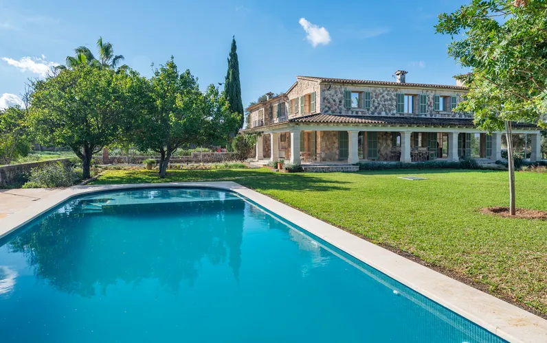 Fabulosa casa de campo con vistas panorámicas entre Pollensa y Alcudia