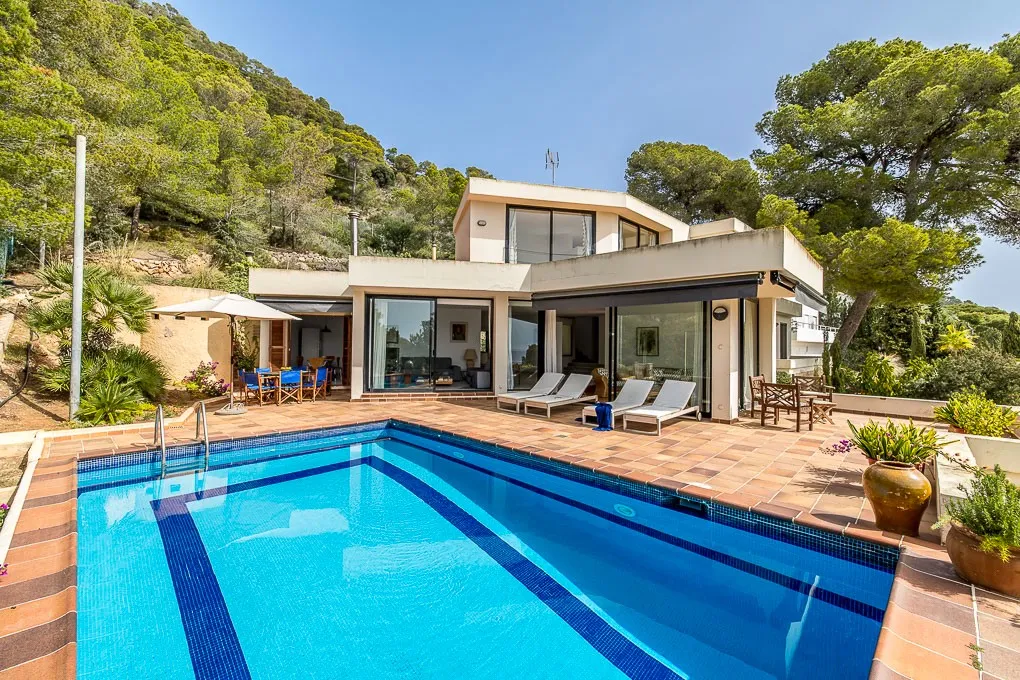 Chalet con vistas al mar y licencia ETV-2