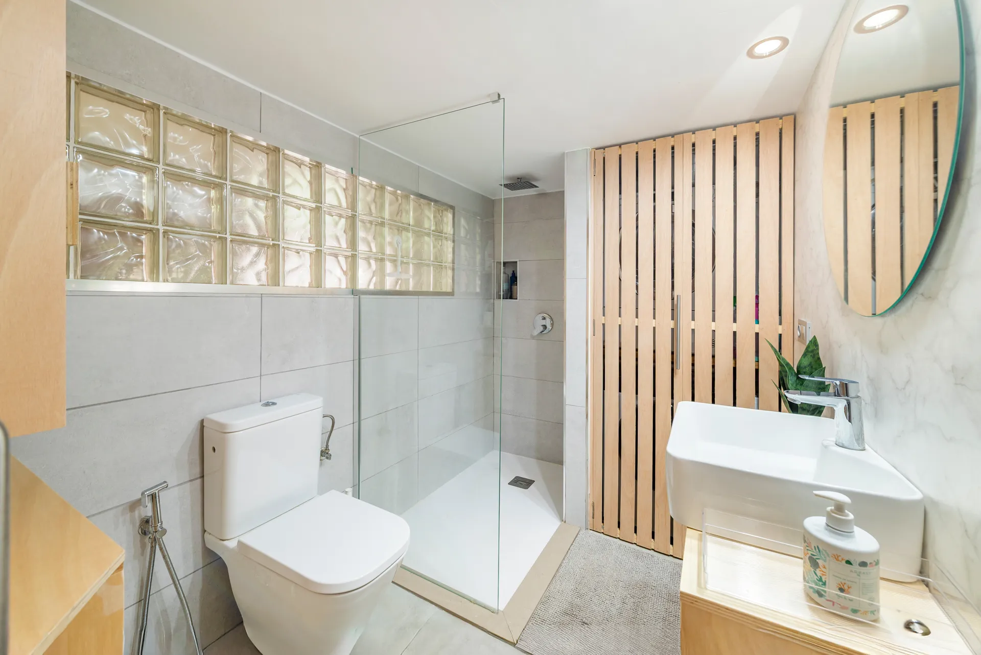 Appartement met garage en uitzicht op zee in Alcanada-11