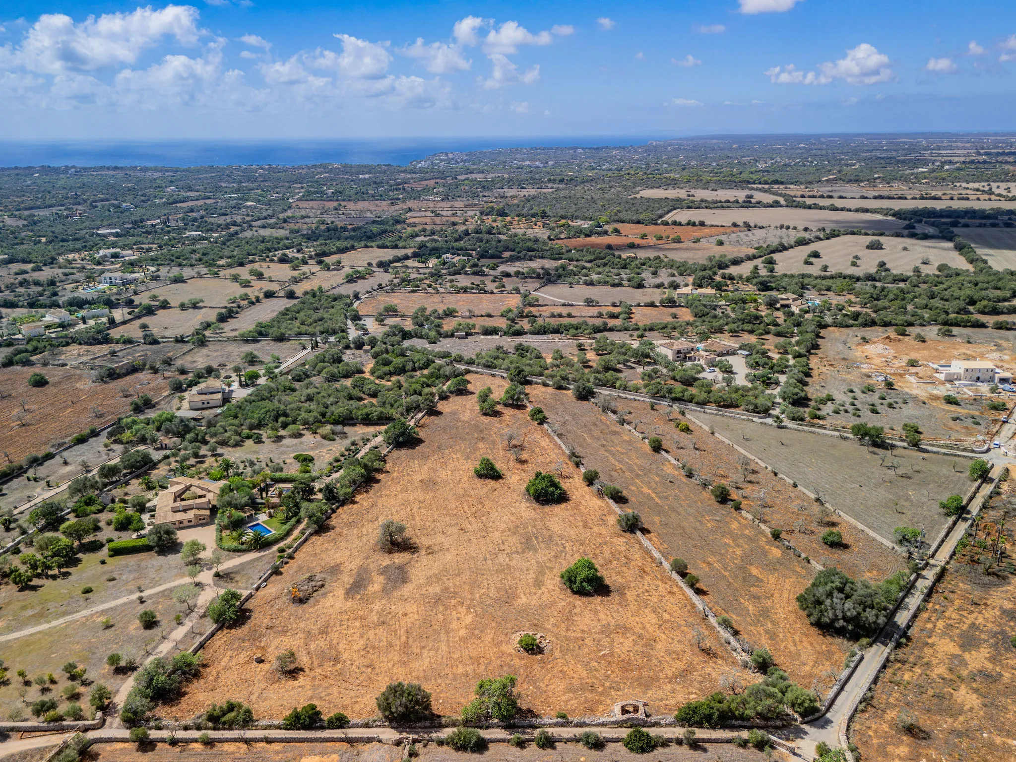 Attractive building plot between Santanyí and Cala Mondragó-7