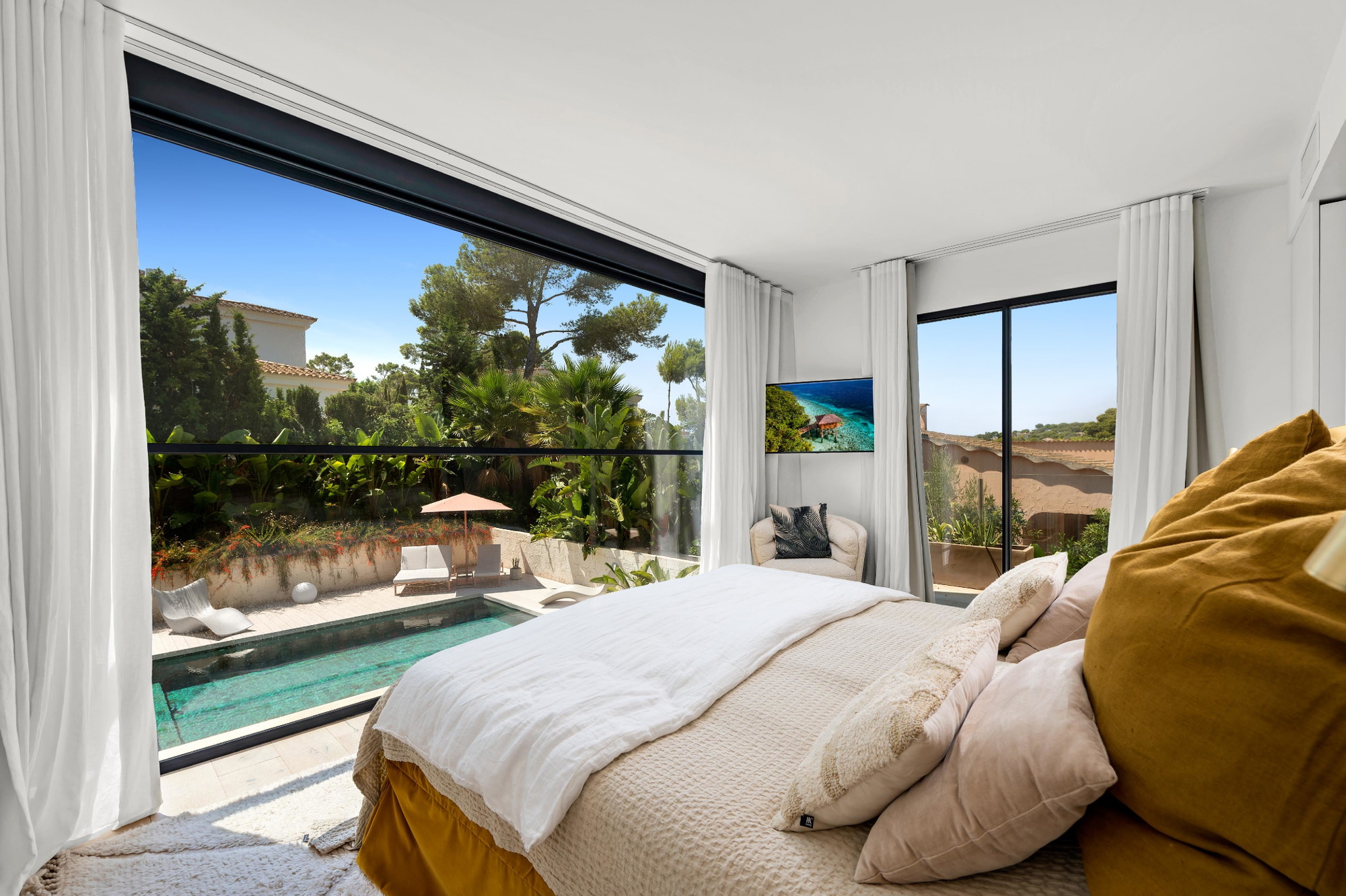 Villa familiar completamente renovada, un oasis de bienestar para los más exigentes-11