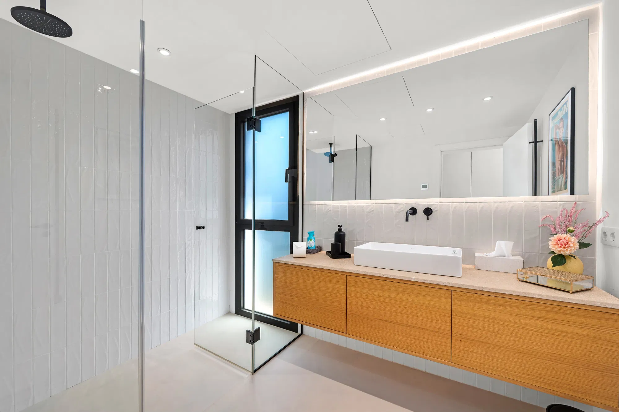 Villa familiar completamente renovada, un oasis de bienestar para los más exigentes-14