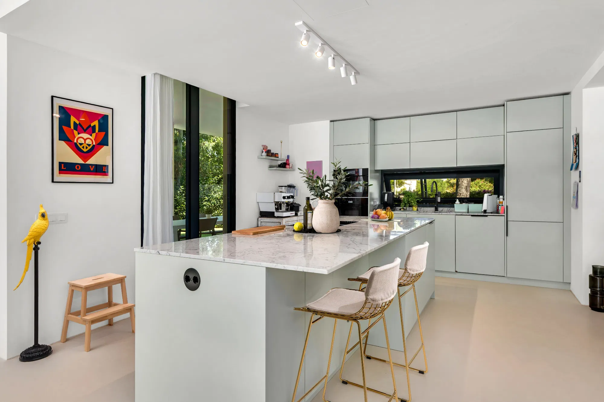 Villa familiar completamente renovada, un oasis de bienestar para los más exigentes-6