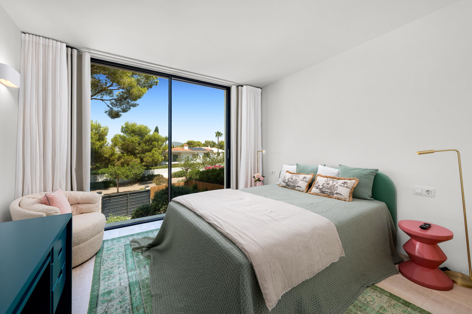 Villa familiar completamente renovada, un oasis de bienestar para los más exigentes-15