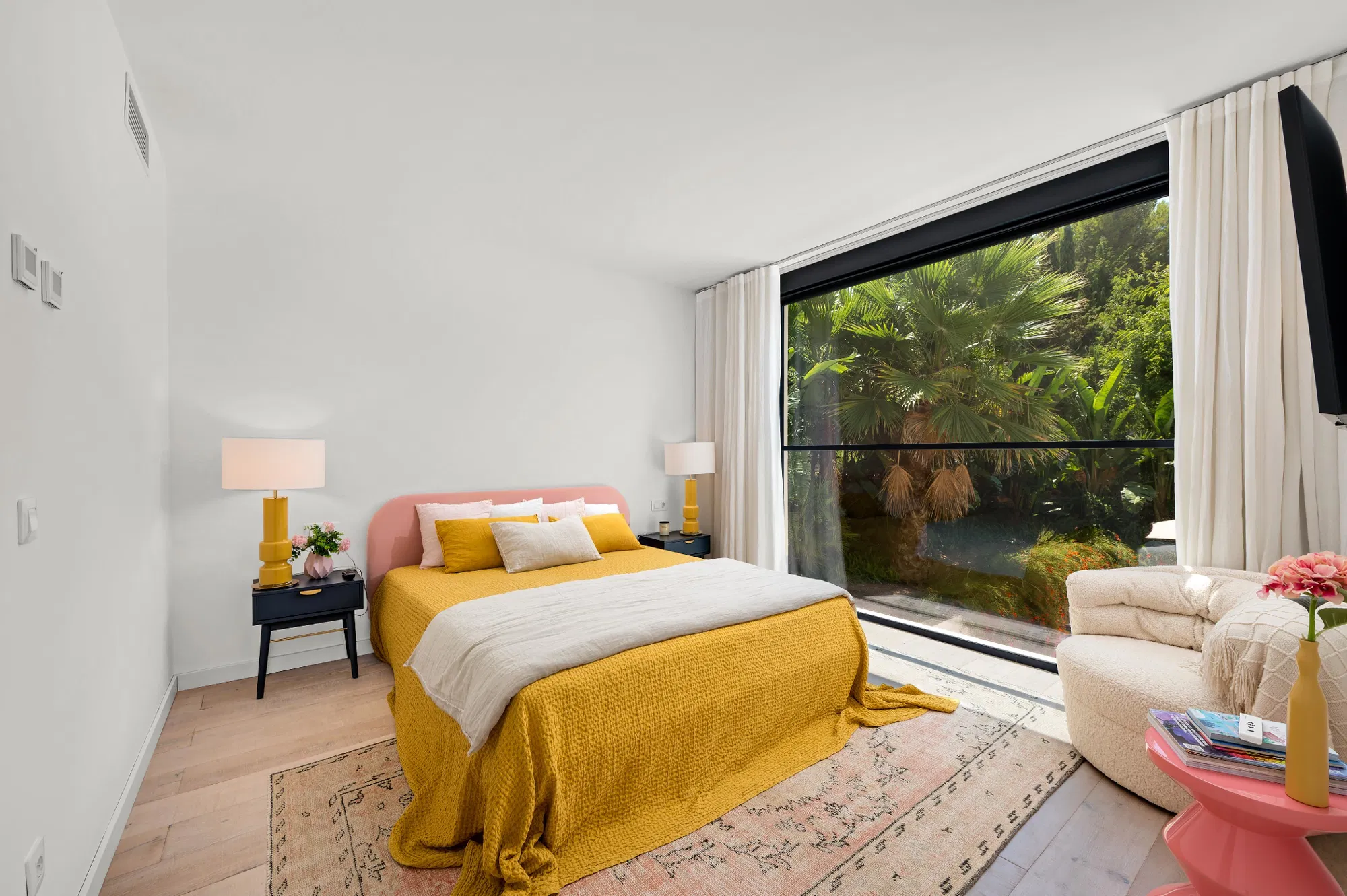 Villa familiar completamente renovada, un oasis de bienestar para los más exigentes-13