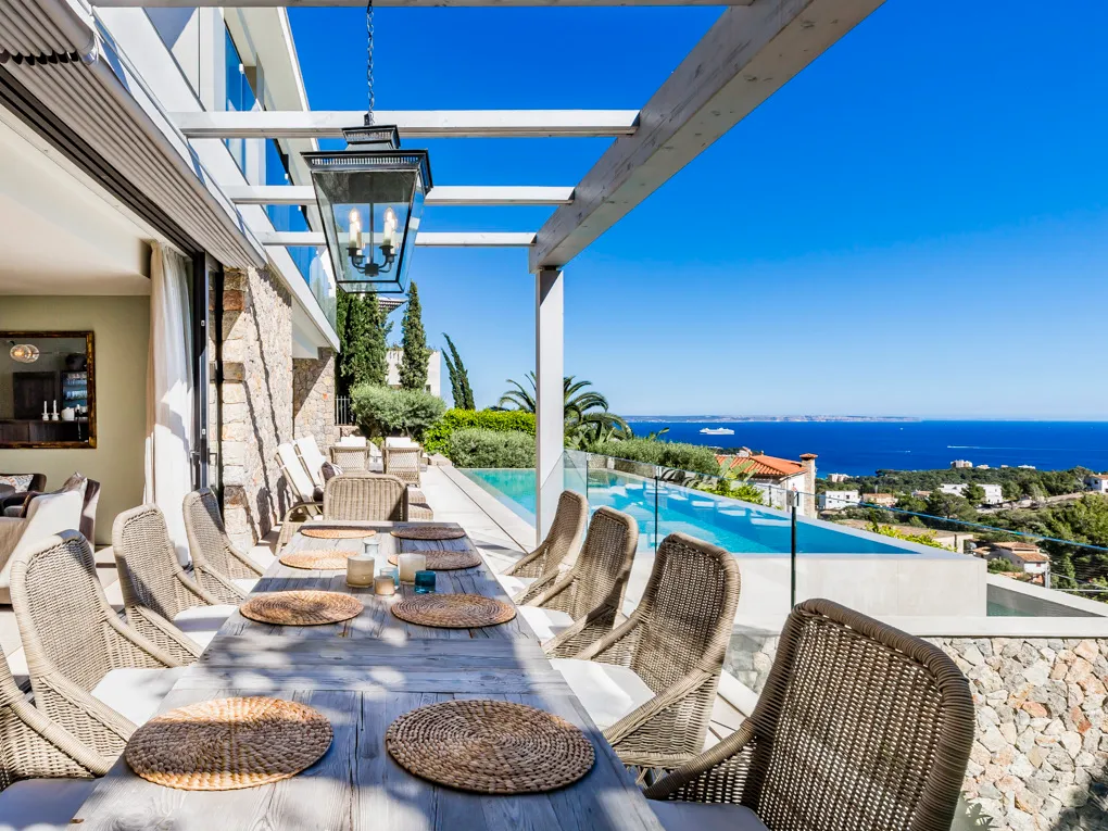 Enestående villa med betagende havudsigt-4