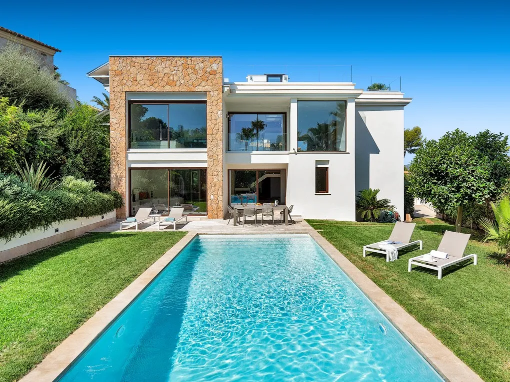 Temporary summer or winter rentals in Santa Ponsa-1