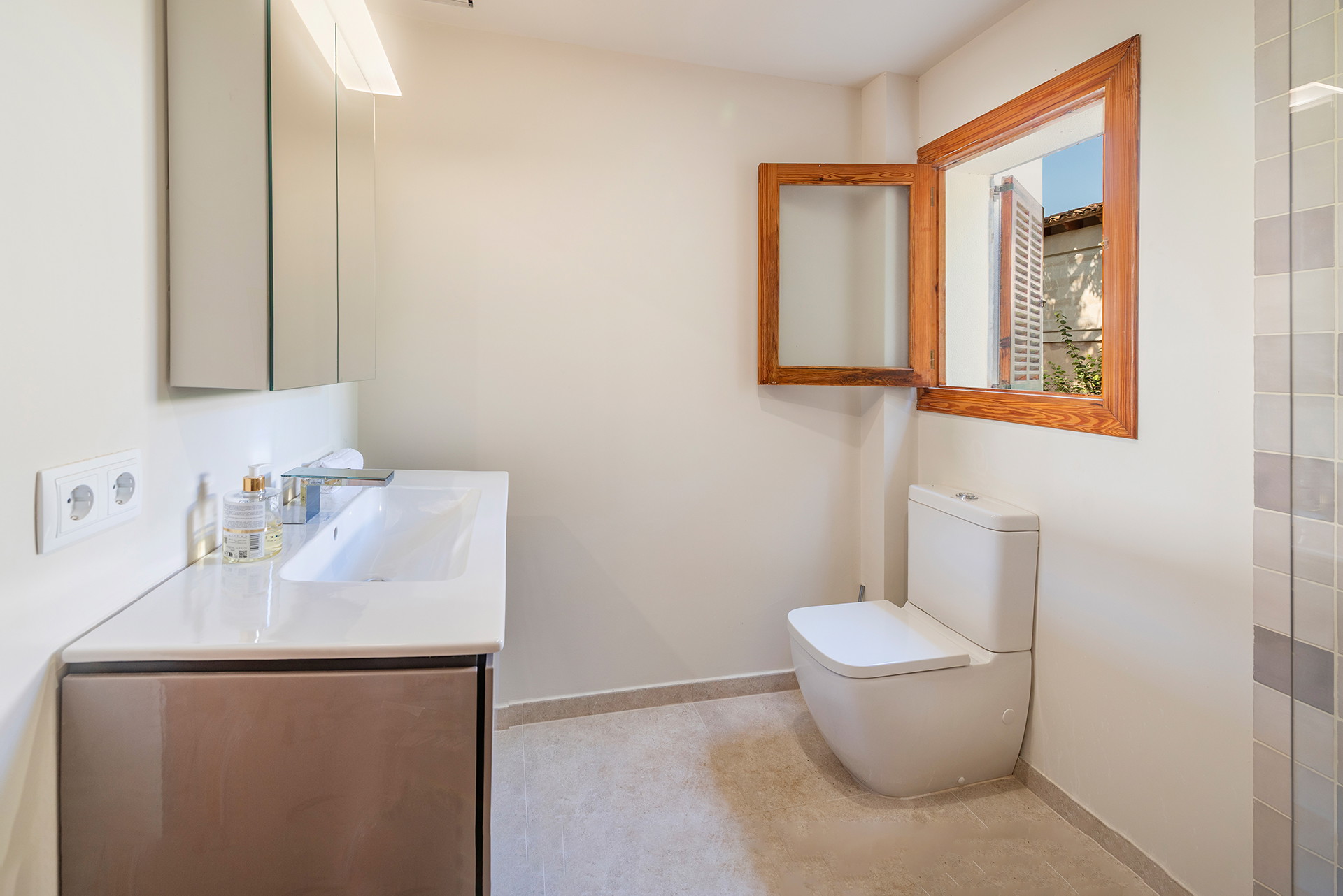 House with panoramic views in Valldemossa-28