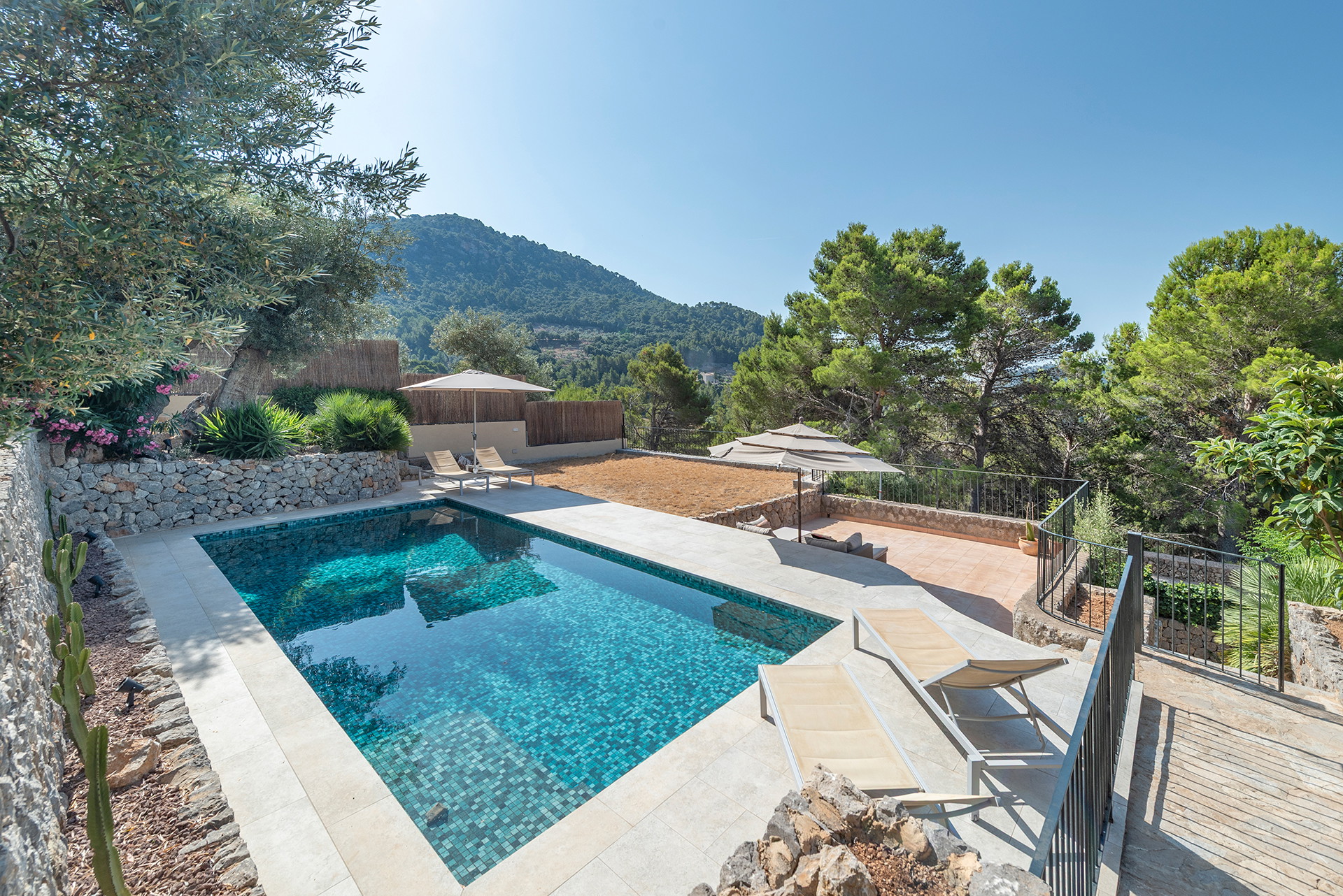 House with panoramic views in Valldemossa-32