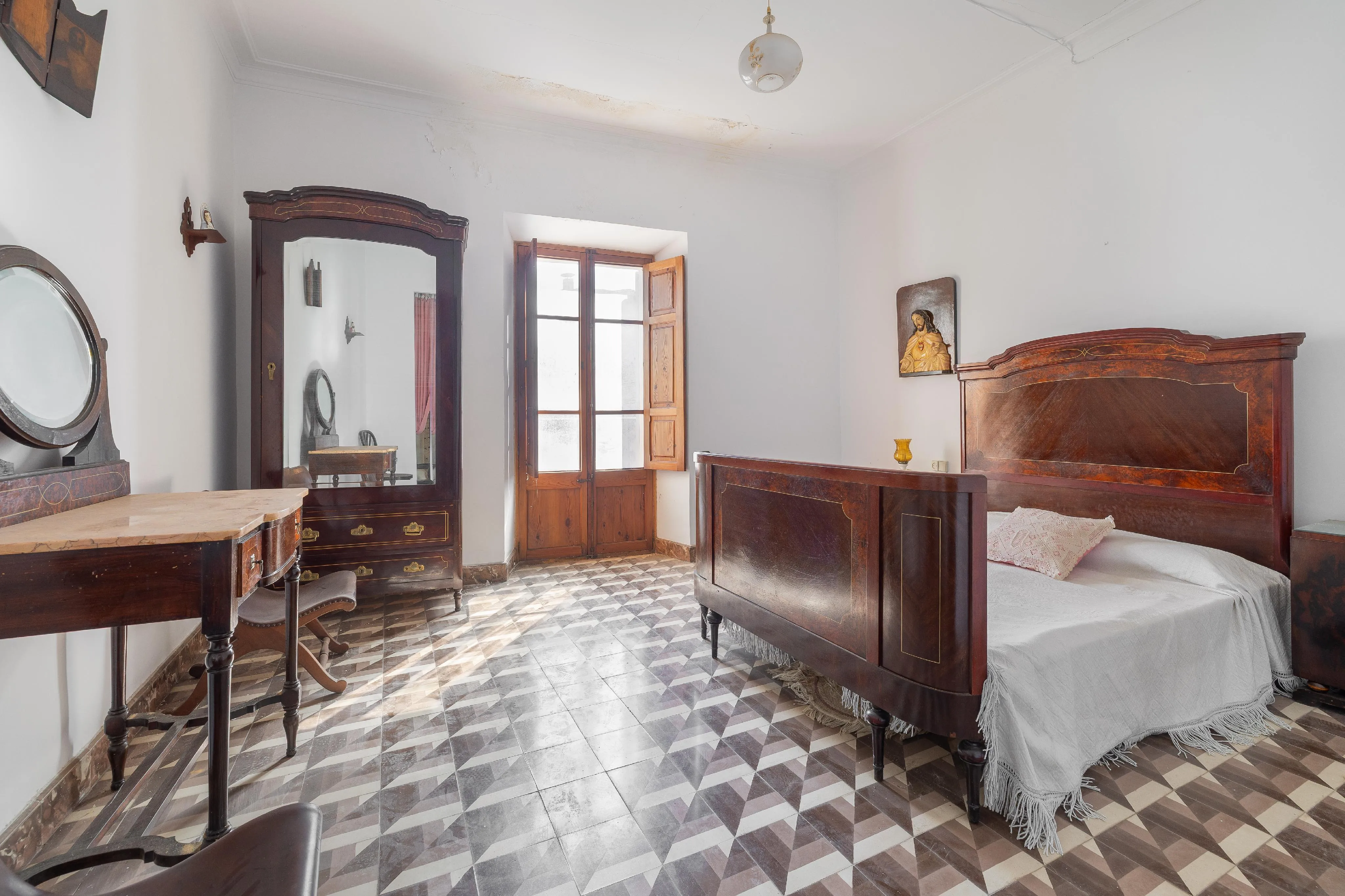 Spaziosa casa a schiera nel centro di Sineu-12