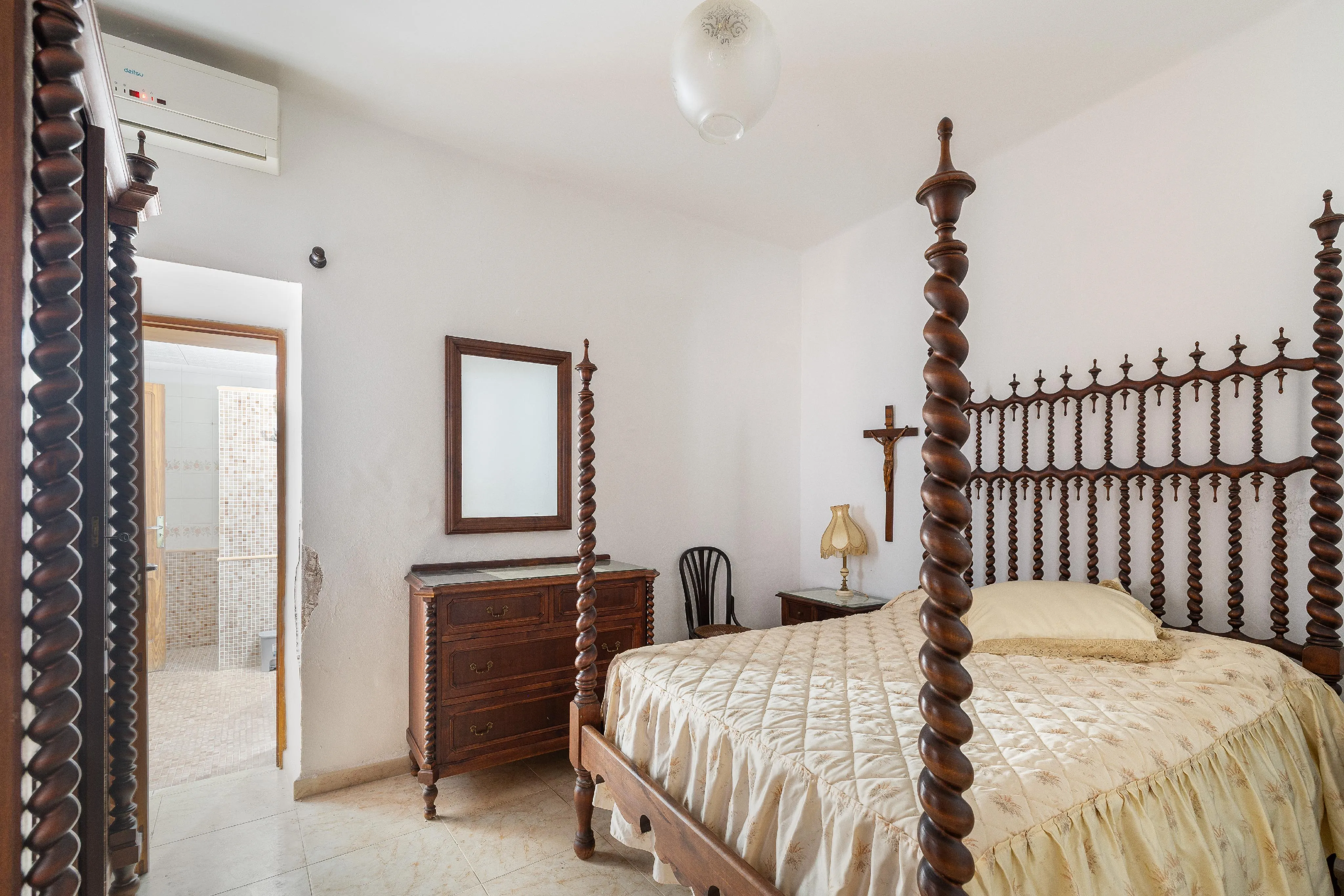 Spaziosa casa a schiera nel centro di Sineu-13