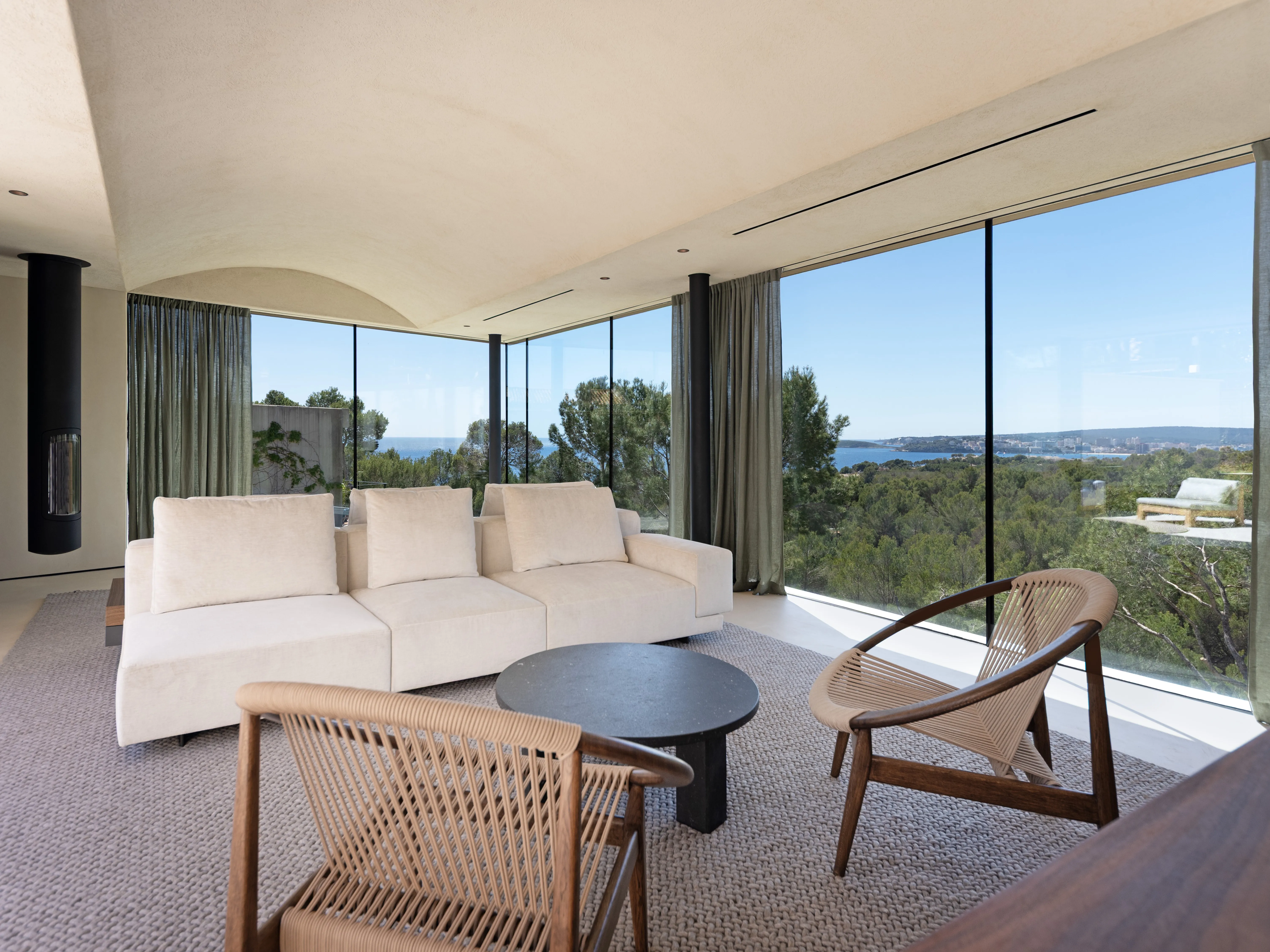 Wyrafinowana luksusowa willa ze spektakularnym widokiem na morze-3