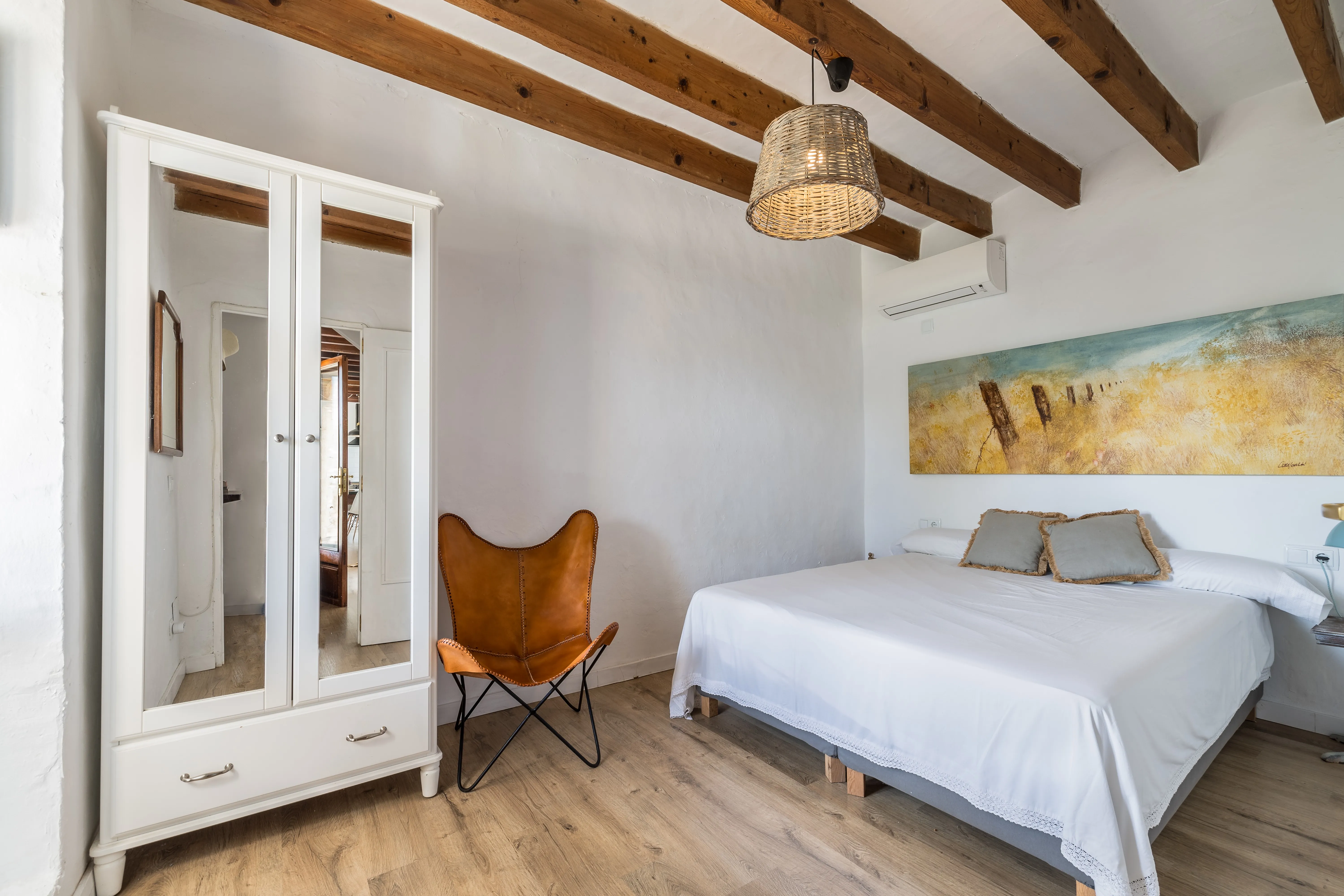 Lovely mallorquin house with pool and ETV-9