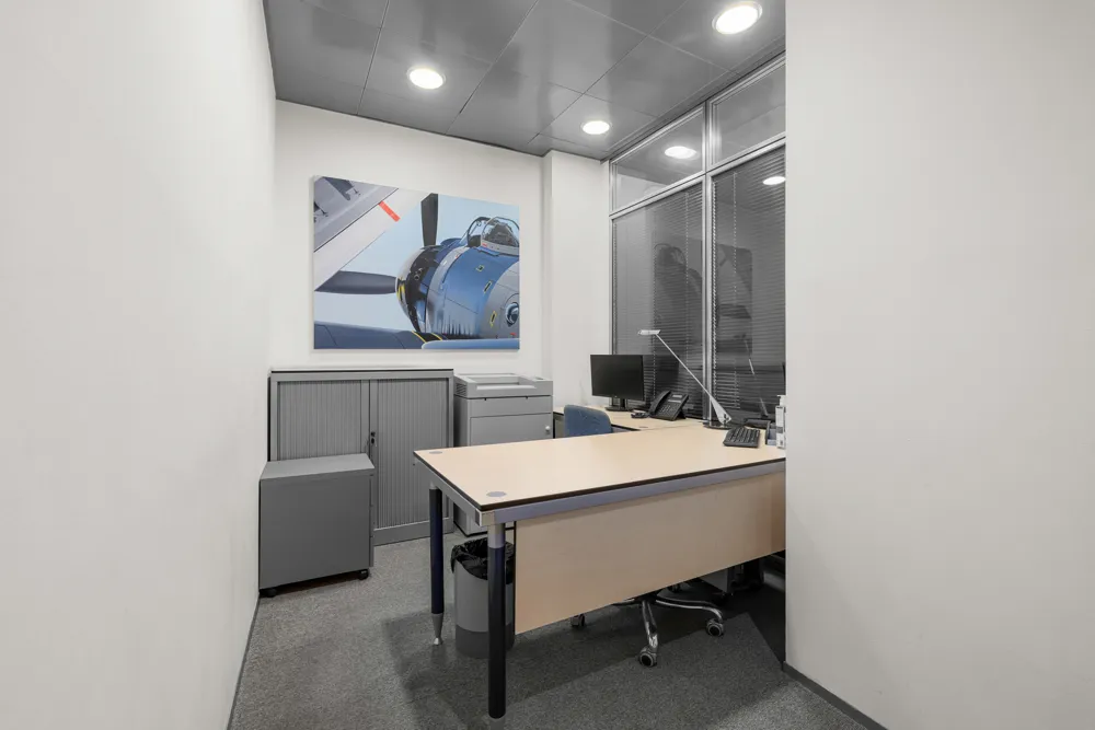 Charming Office Space in the Heart of Palma – Near Paseo del Borne-4