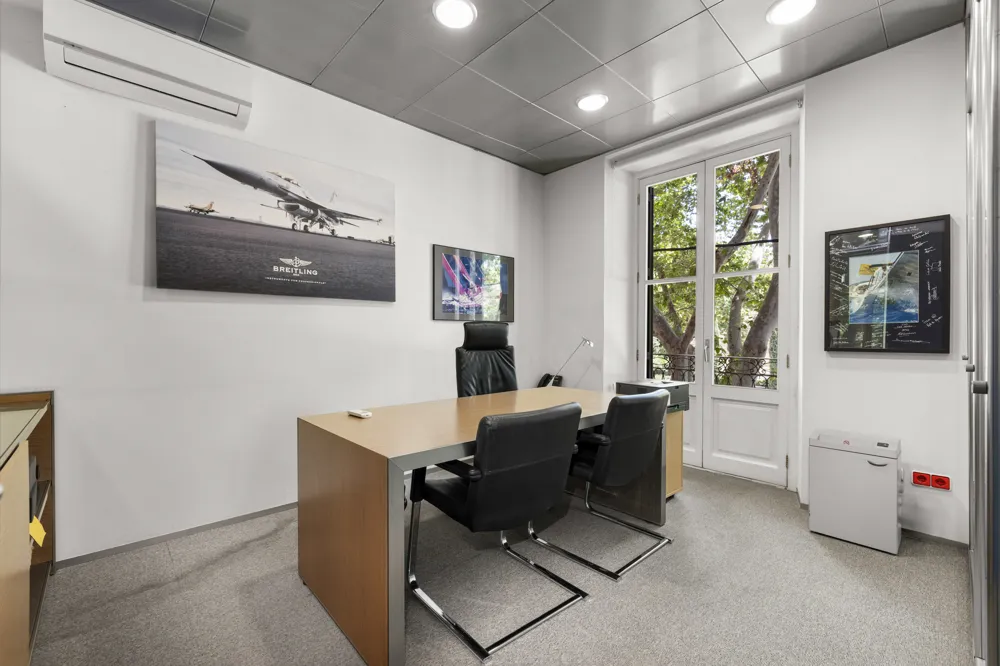 Charming Office Space in the Heart of Palma – Near Paseo del Borne-3