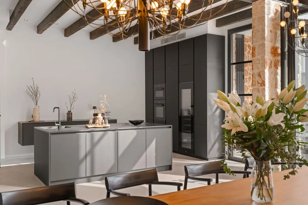 Unikt byhus i hjertet af Santanyi-3