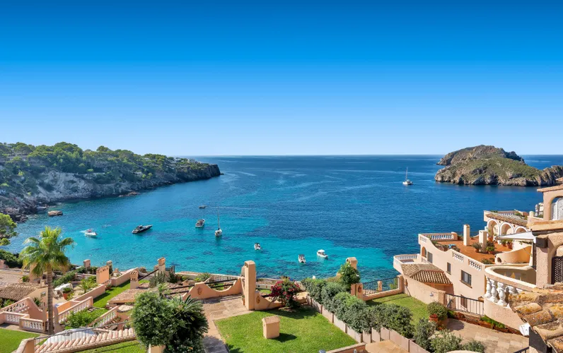 Exclusiu apartament amb vista a la mar, accés directe a la mar i terrassa en el terrat