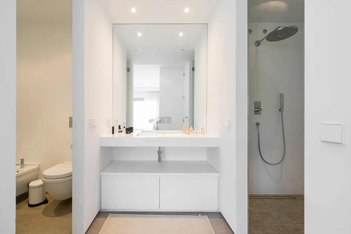 Beautifully designed townhouse with patio and pool-10