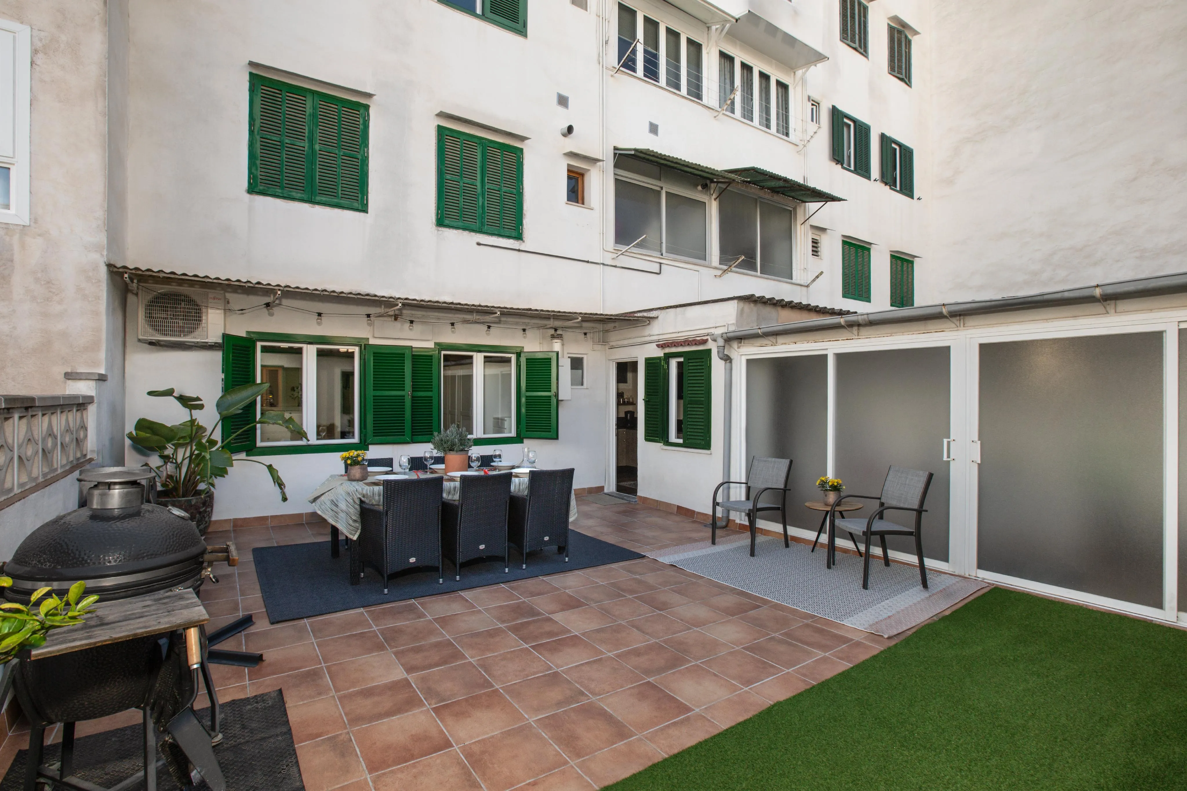 Gerenoveerd en charmant appartement met een unieke indeling-17