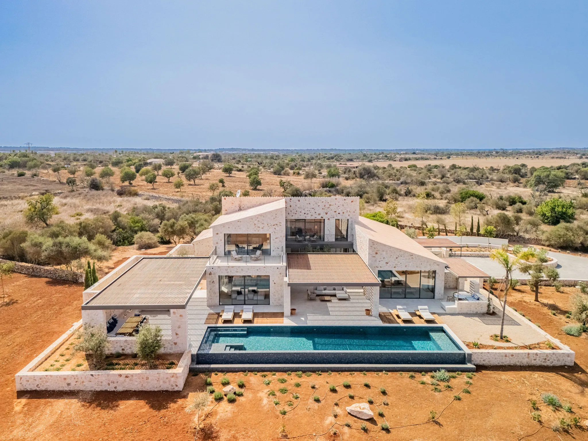 Exclusive new-build finca with sea views in Cala Llombards-1