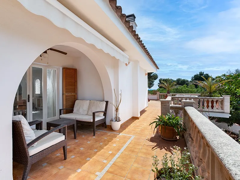 Attractive renovation project in Costa d'en Blanes-12