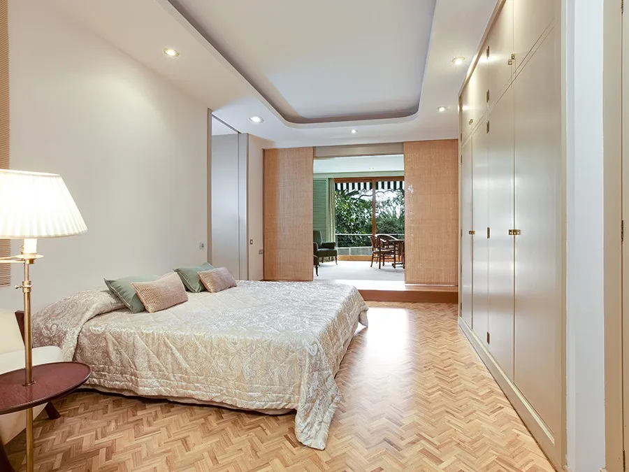 Ruim appartement in een gewilde locatie-11