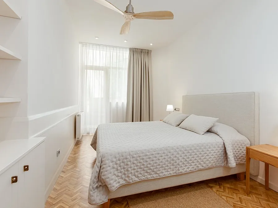 Spacious apartment in privilege location-13