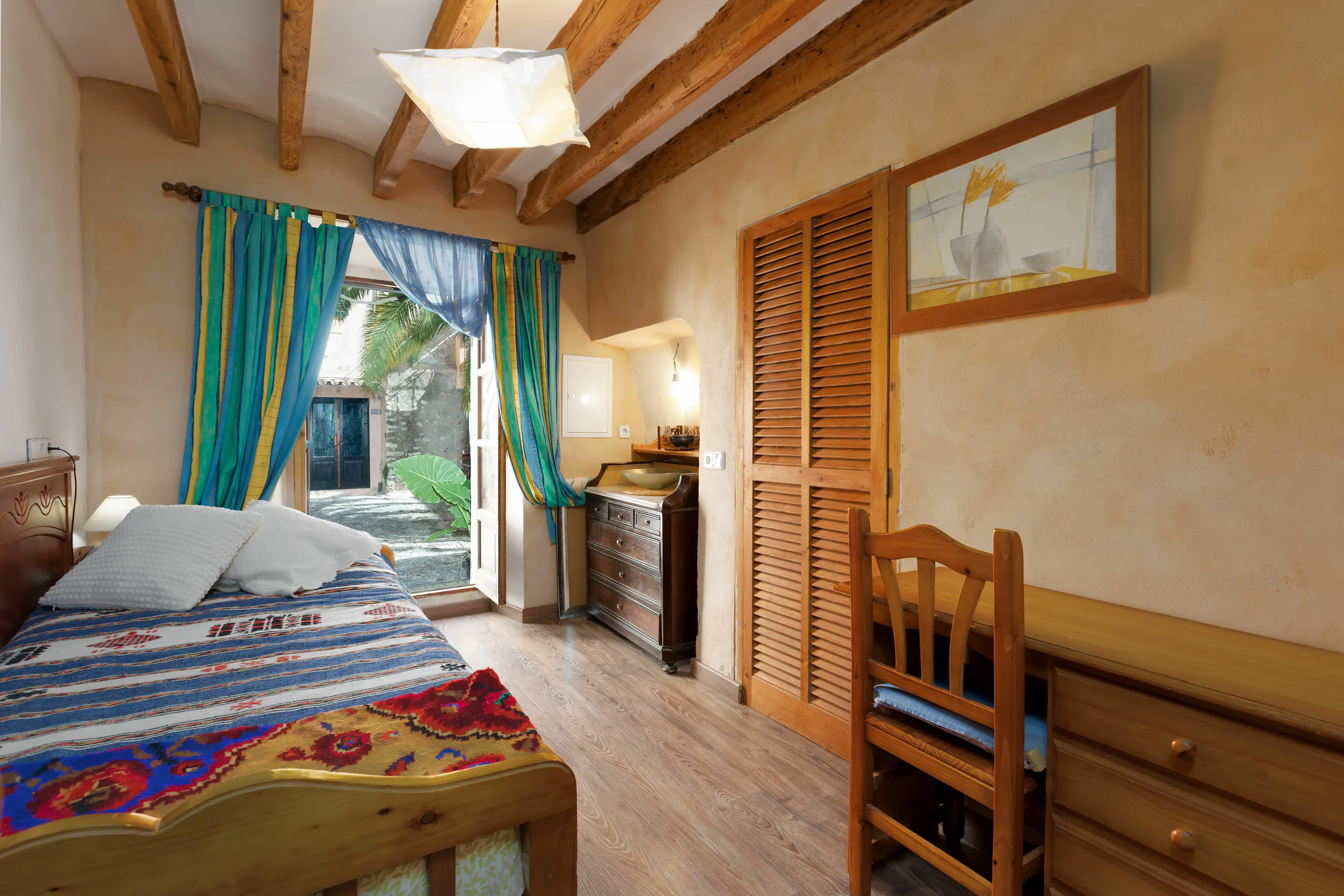 Ground Floor in a 15th-Century Manor-9