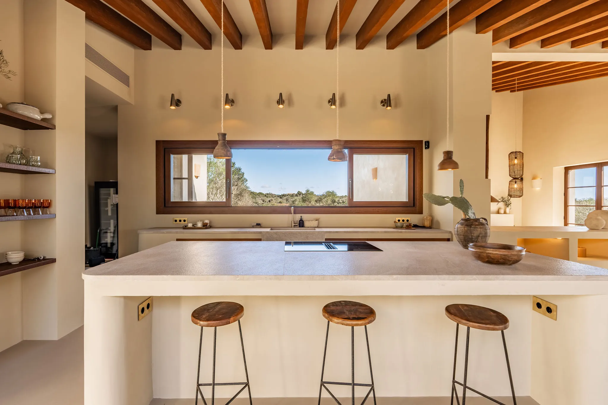 Maison de design unique dans un endroit calme-9