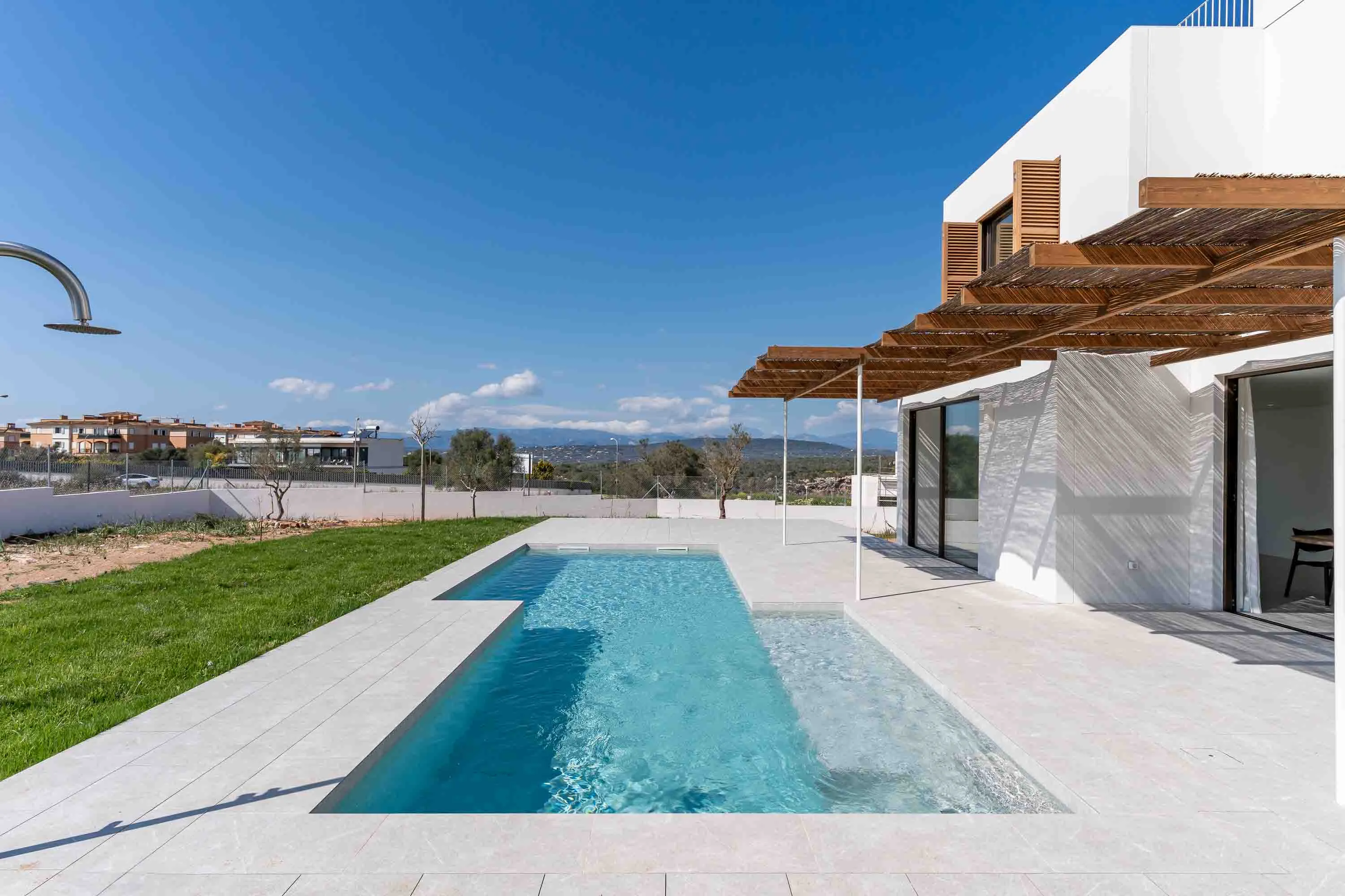 Участок под застройку с лицензией в Сон Гуаль-1