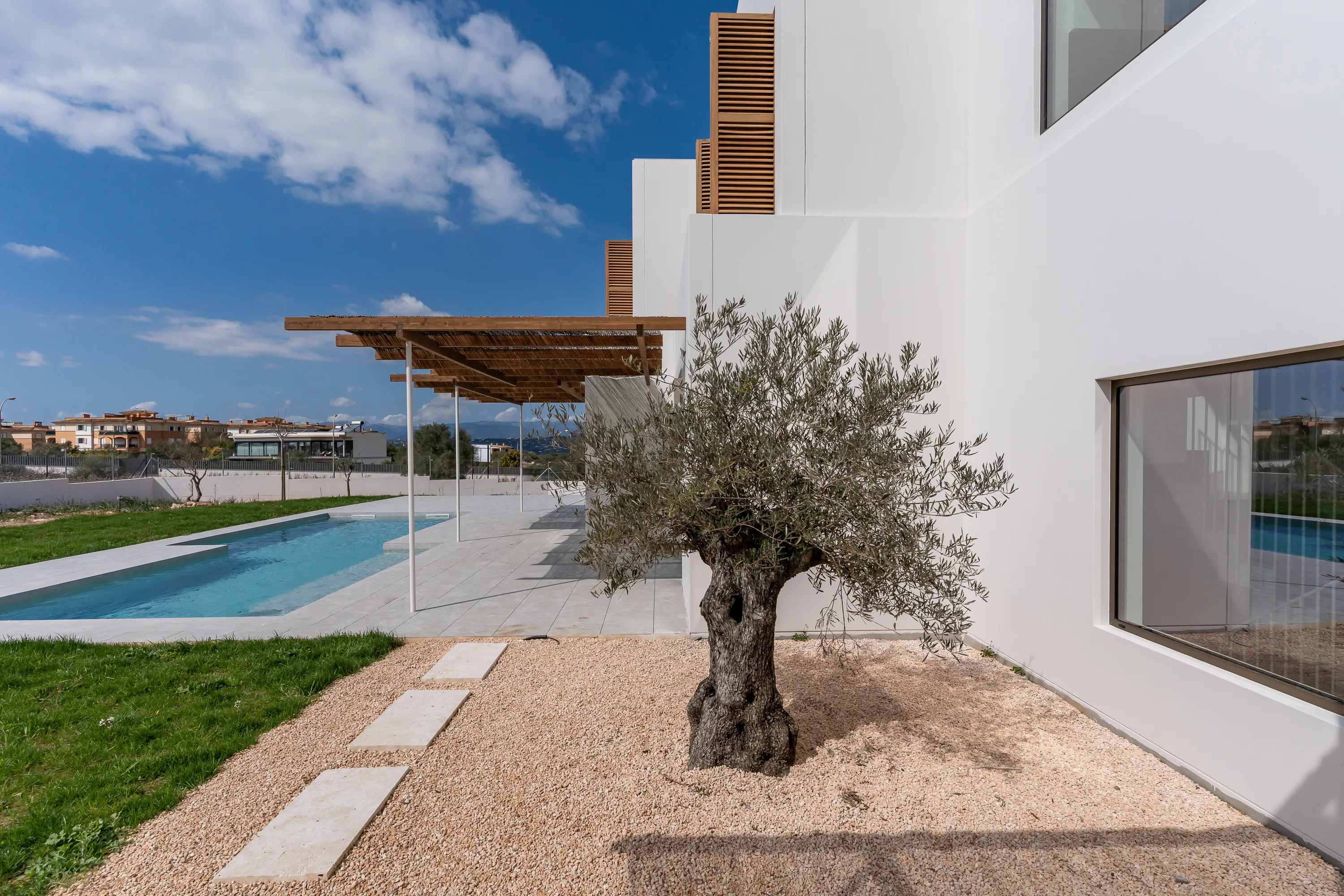 Участок под застройку с лицензией в Сон Гуаль-4