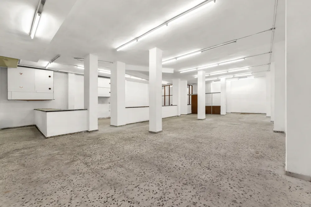 Spacious premises in the center of Palma-7