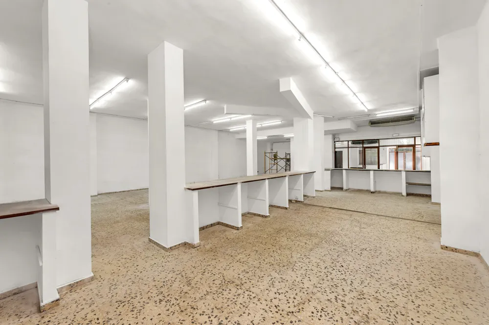 Spacious premises in the center of Palma-9