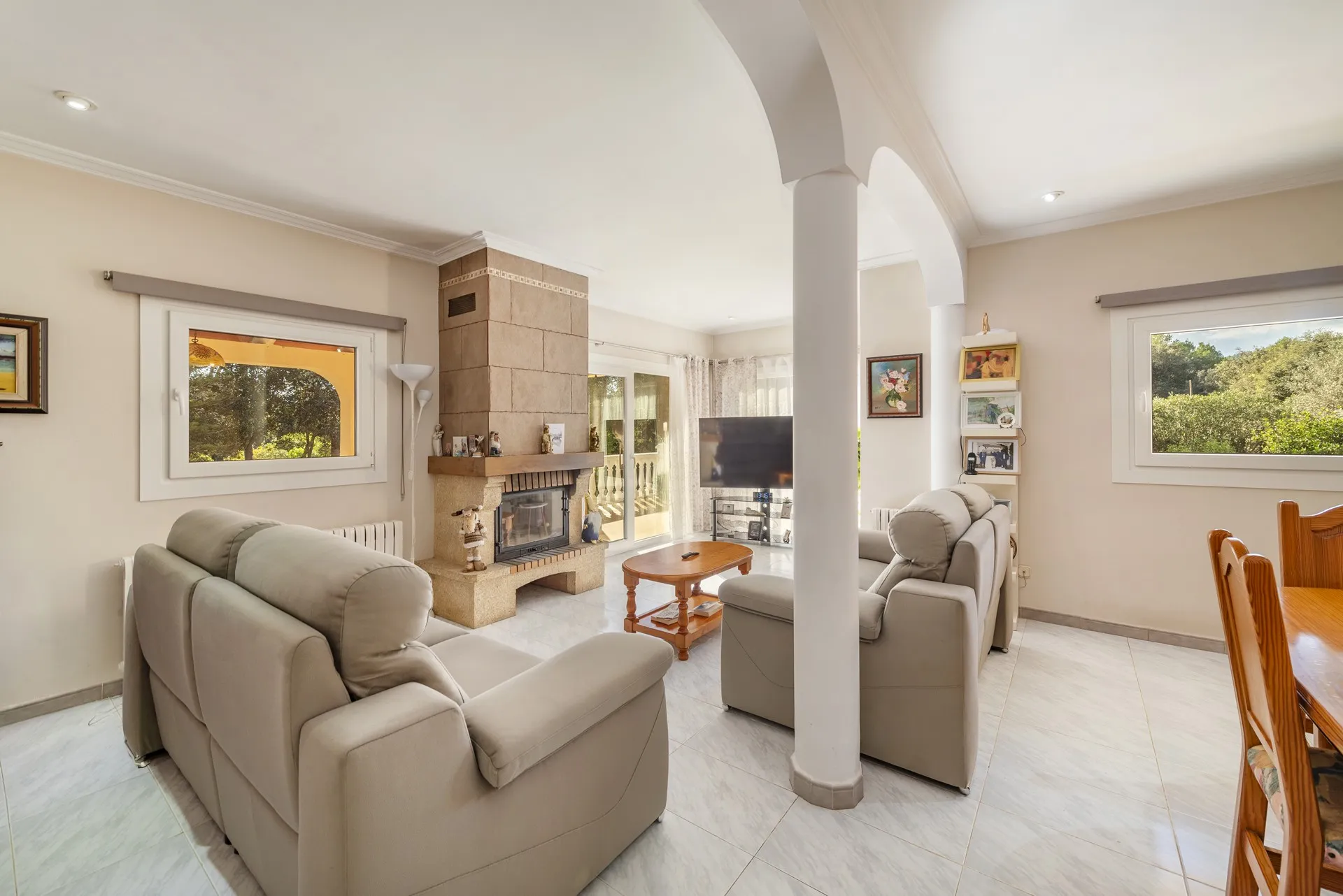 Fantastyczna willa w spokojnej okolicy z przestronną działką-8