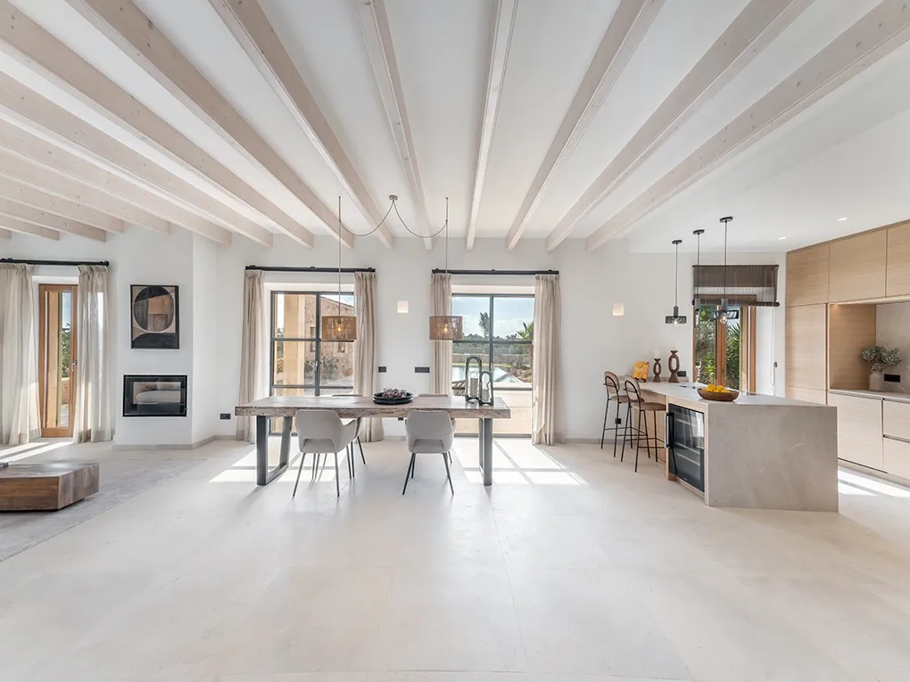 New build finca with large pool in excellent location-3