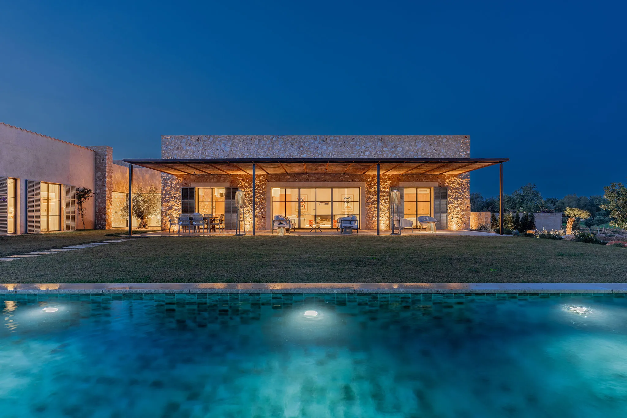 Exclusieve finca met zwembad en ruim perceel-19