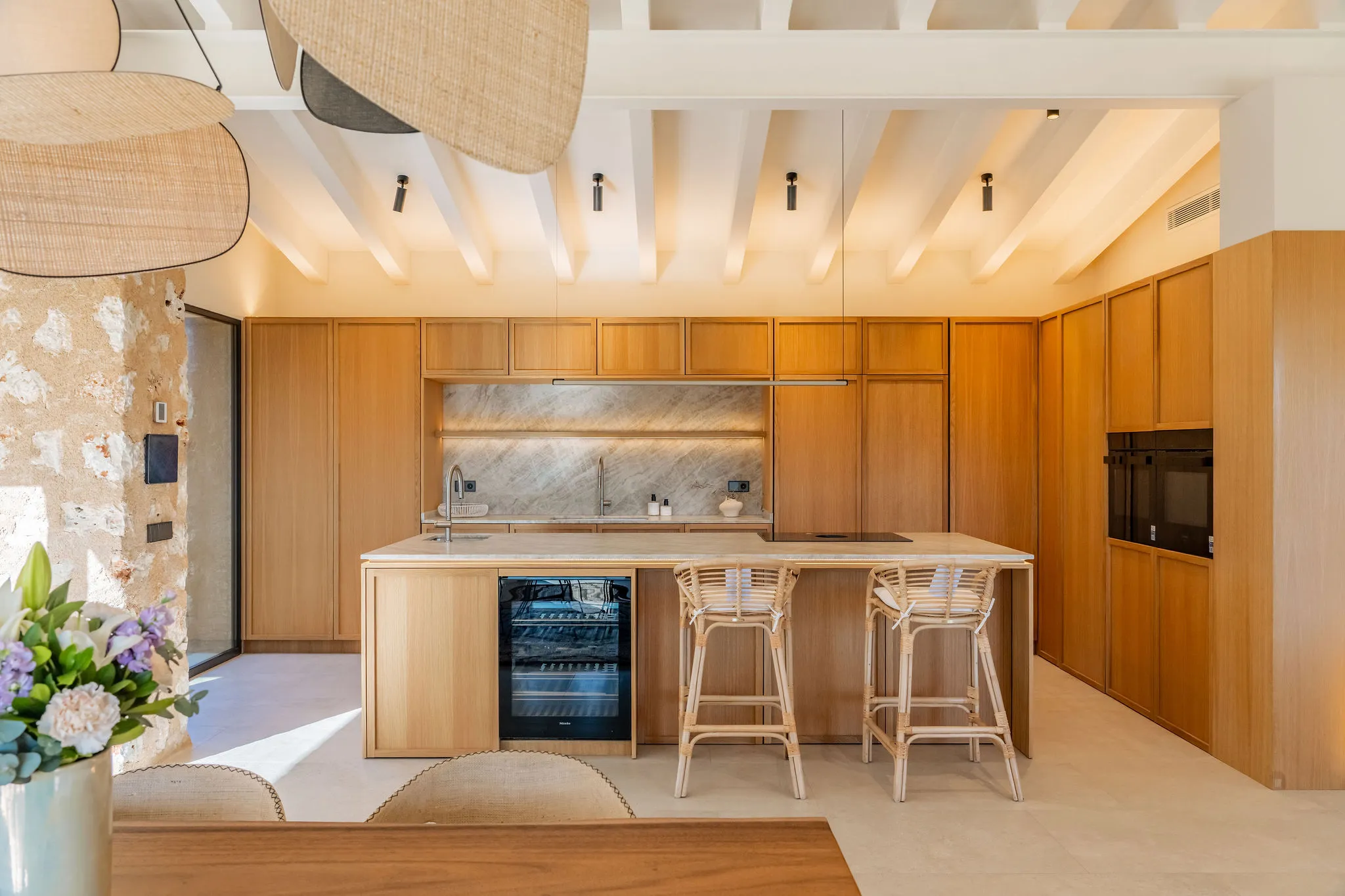 Exclusieve finca met zwembad en ruim perceel-8