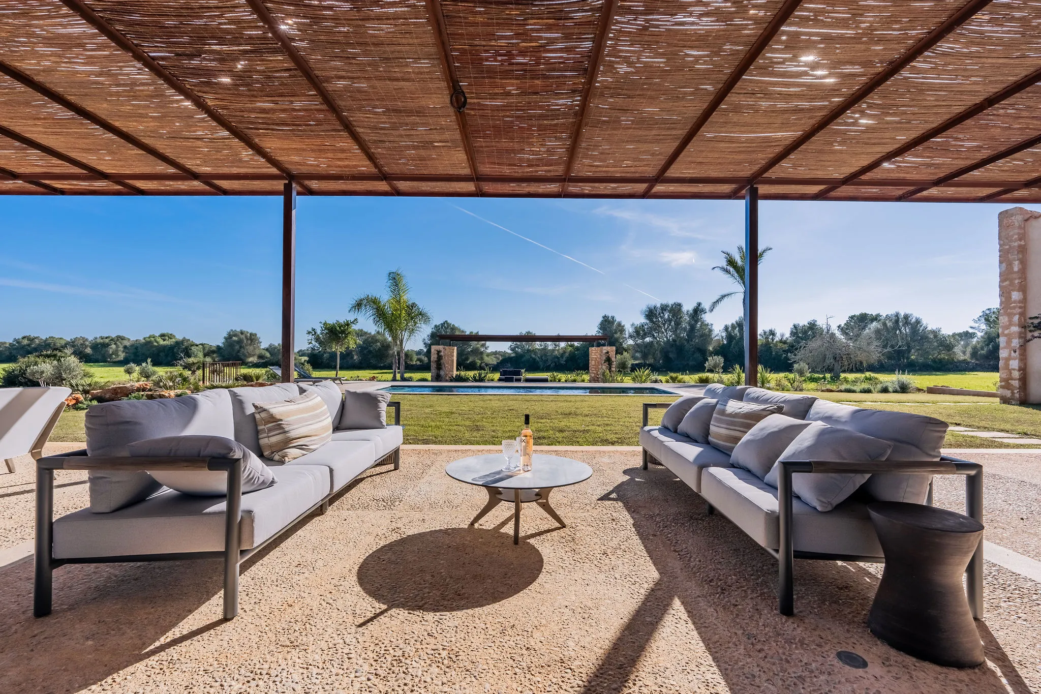 Exclusieve finca met zwembad en ruim perceel-17