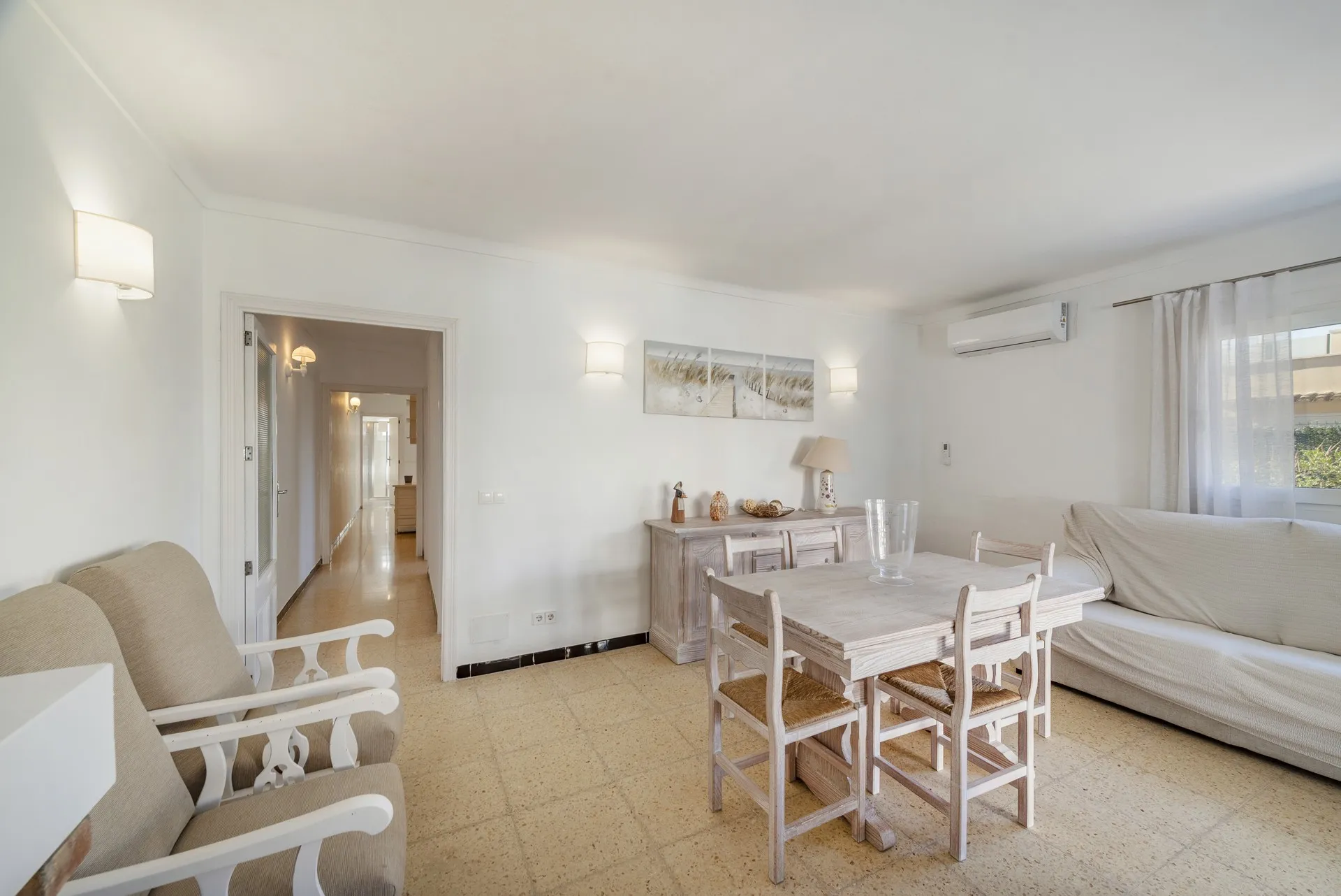 Piękny dom z licencją na wynajem wakacyjny, zaledwie 3 minuty spacerem od plaży w Alcudia, Majorka-7