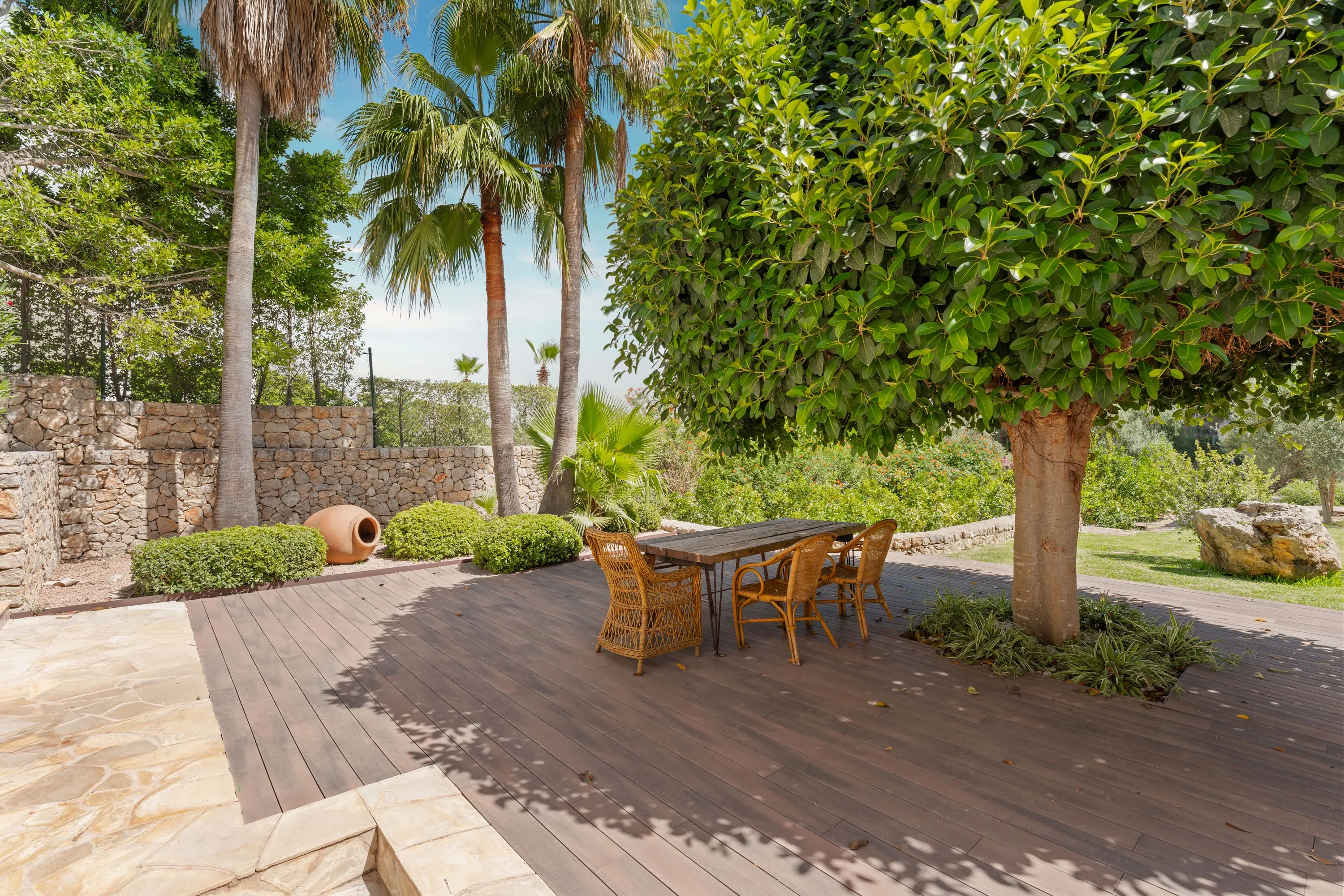 Great Mediterranean villa with holiday rental licence in Son Vida-26