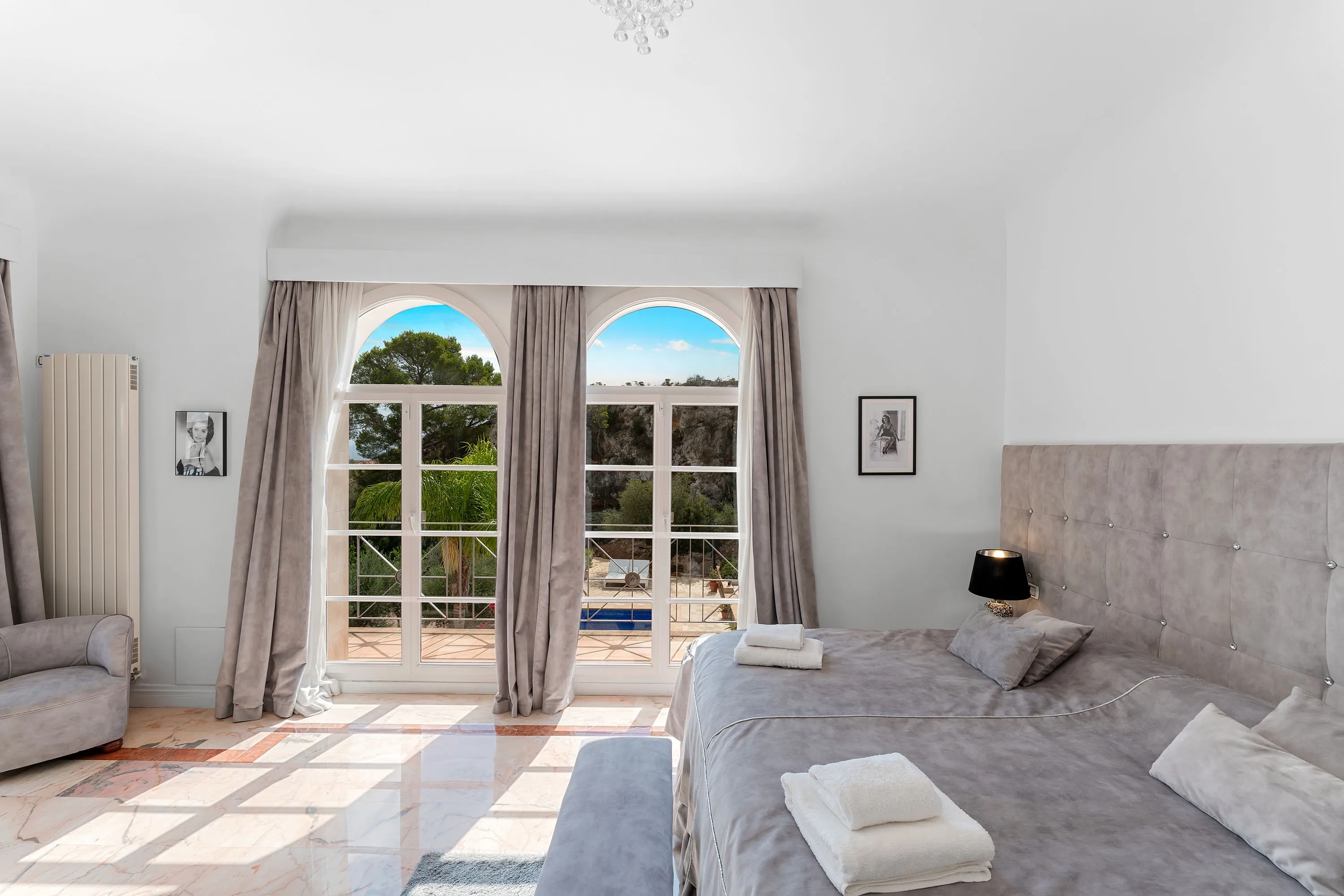 Great Mediterranean villa with holiday rental licence in Son Vida-13