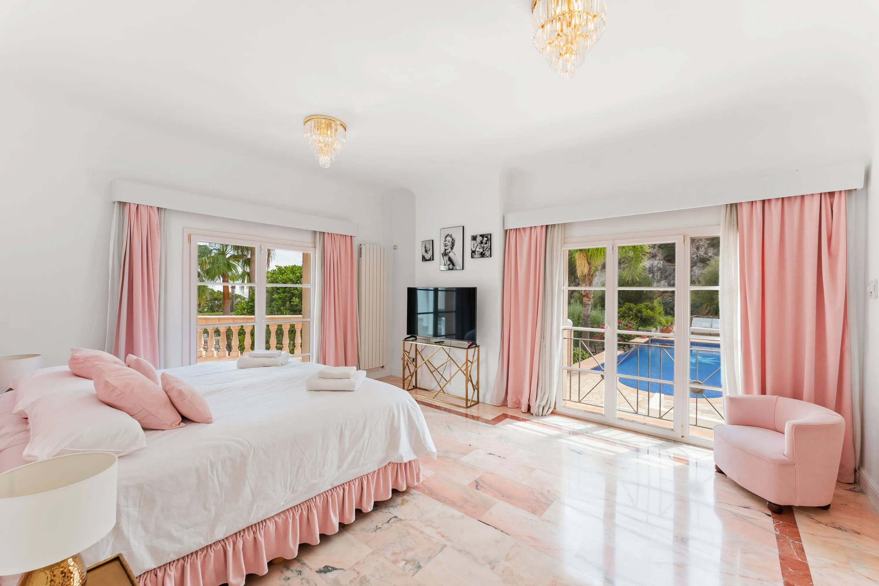 Great Mediterranean villa with holiday rental licence in Son Vida-17