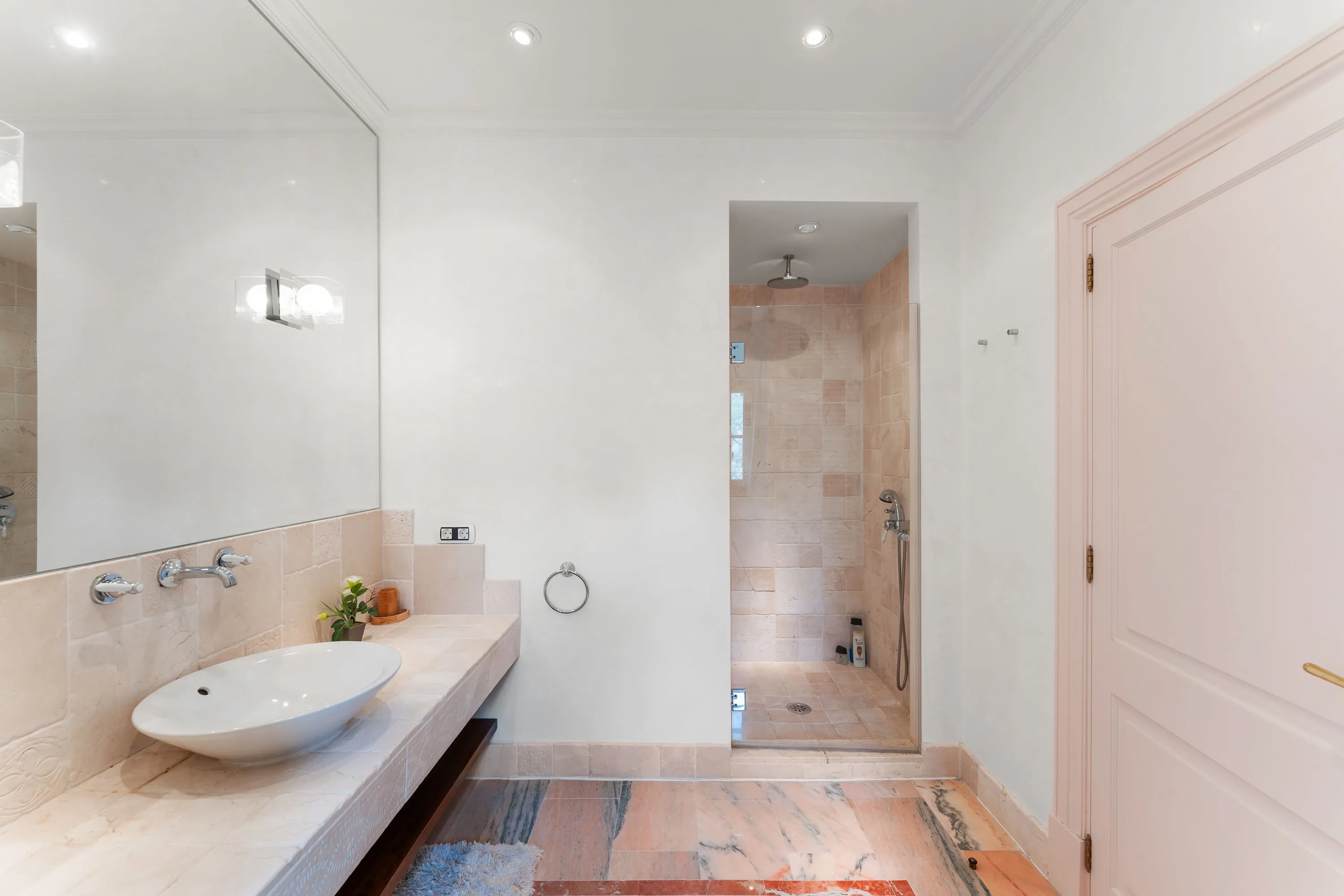 Great Mediterranean villa with holiday rental licence in Son Vida-19