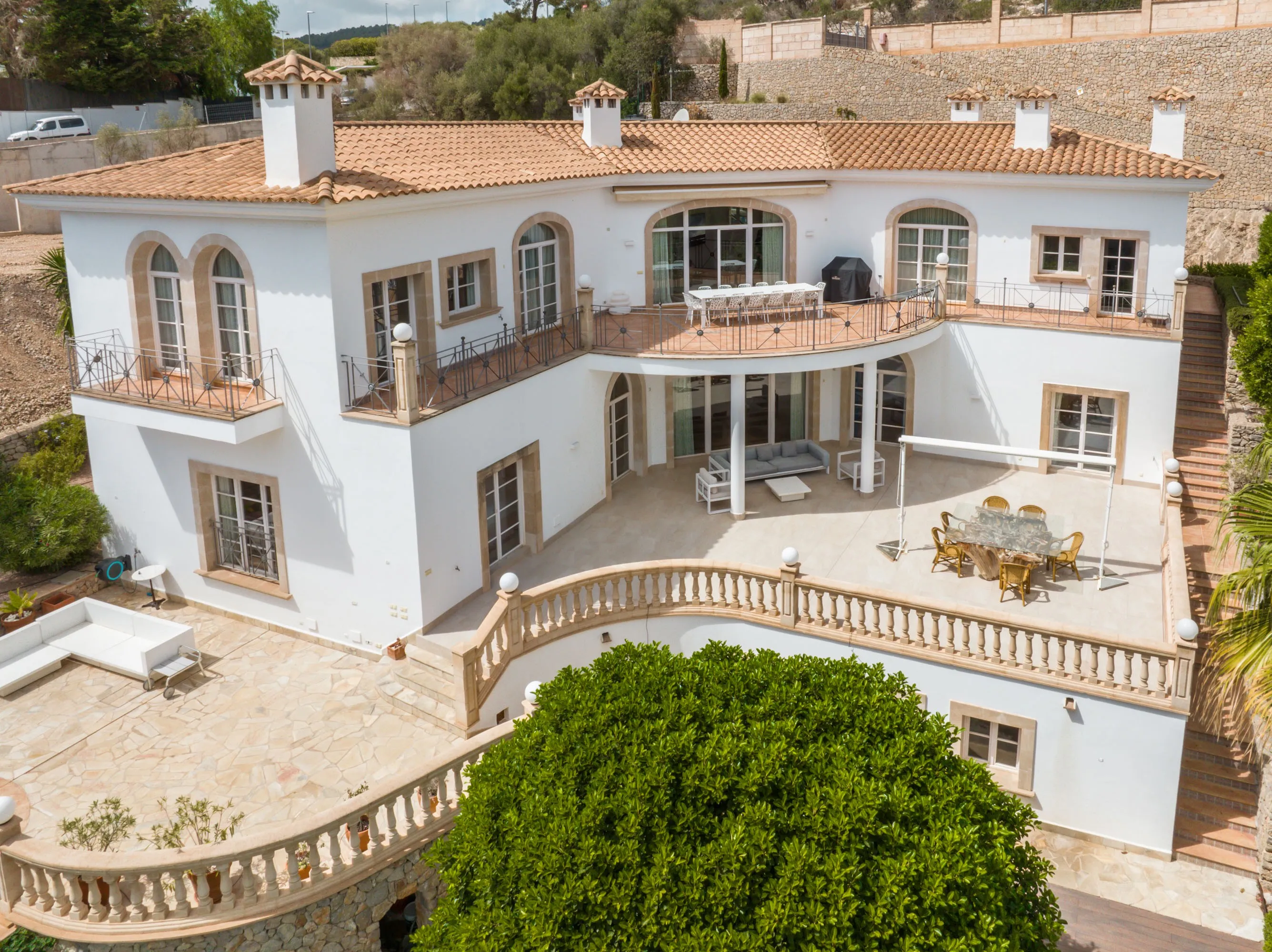 Great Mediterranean villa with holiday rental licence in Son Vida-27