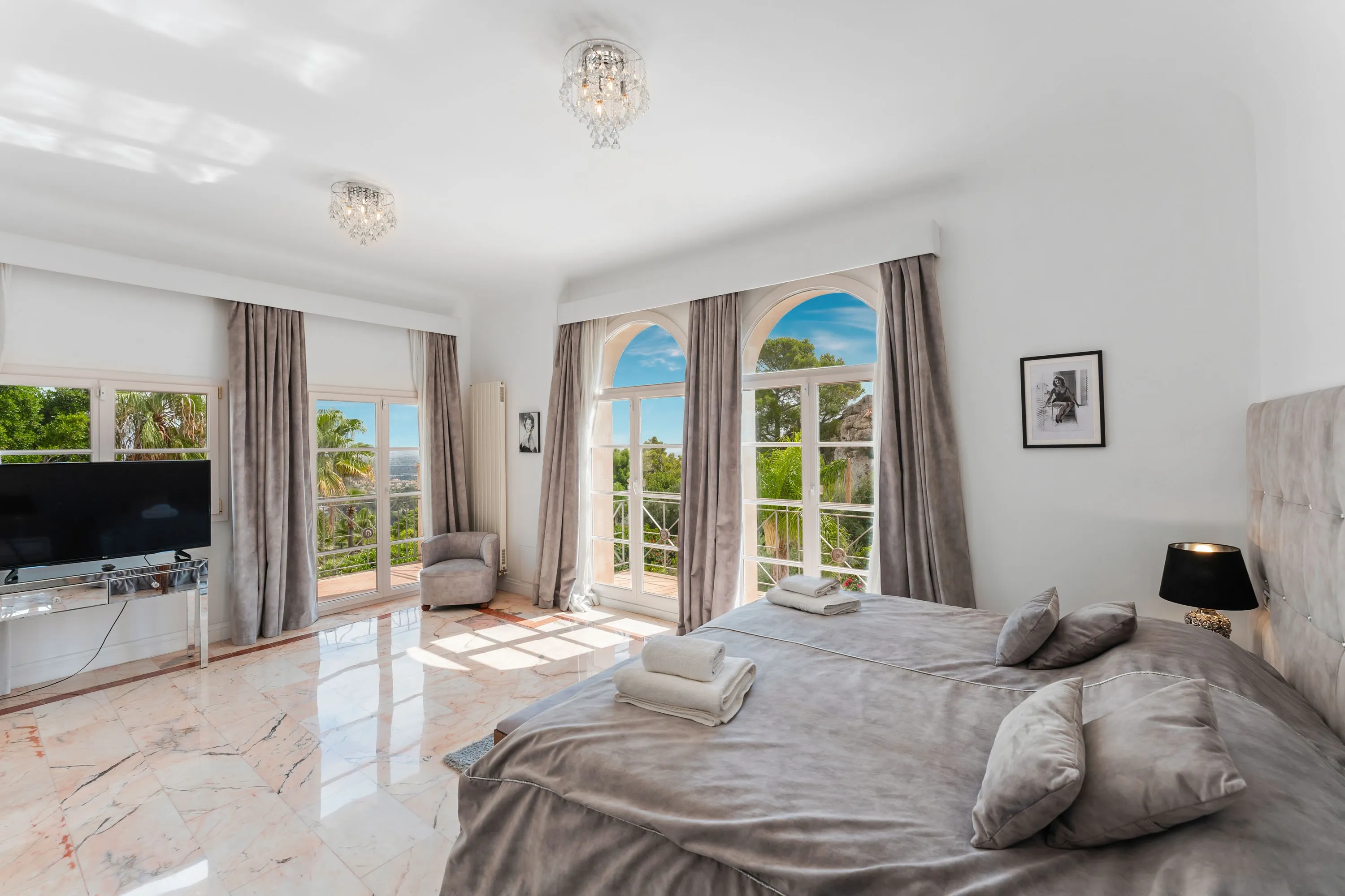 Great Mediterranean villa with holiday rental licence in Son Vida-6