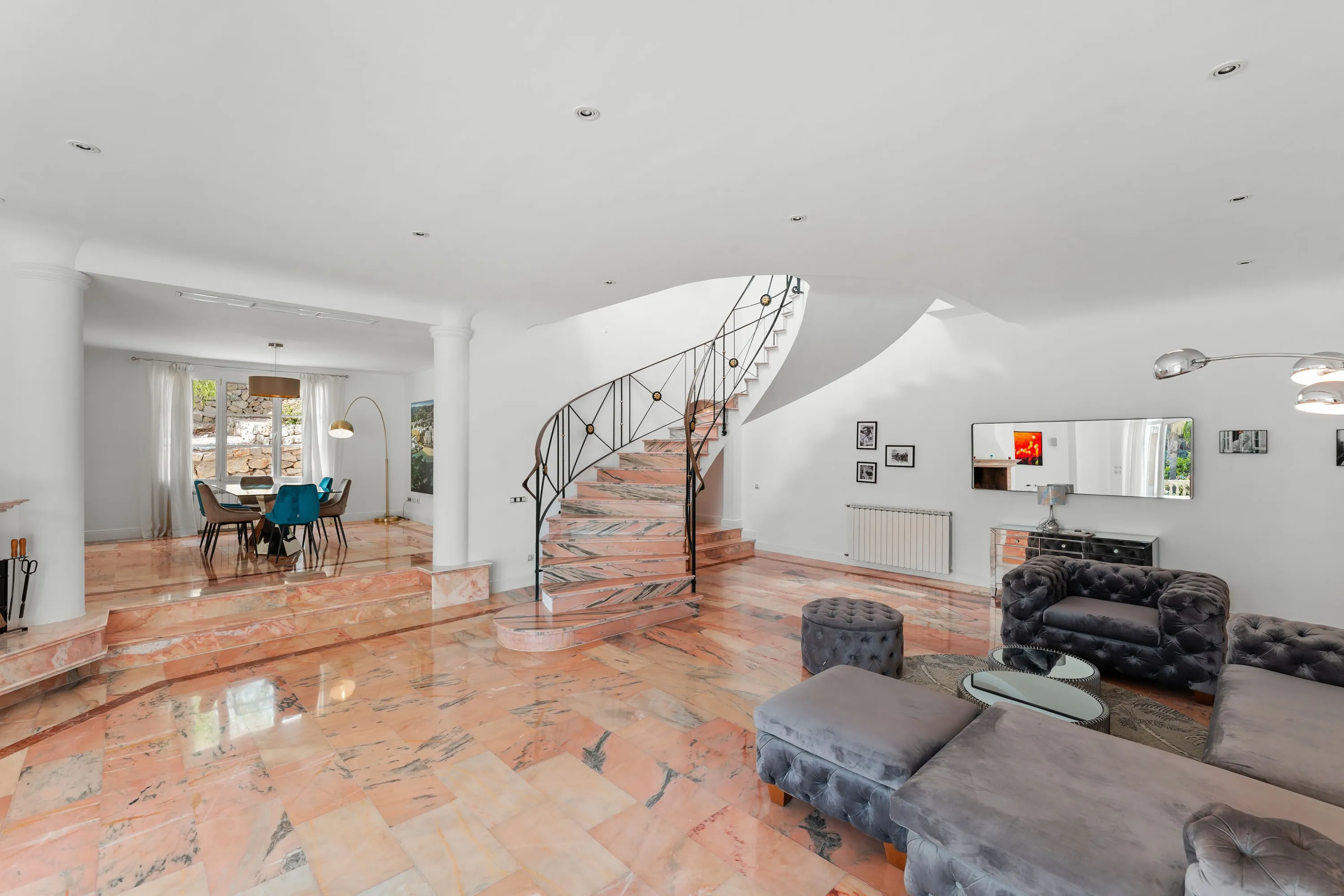 Great Mediterranean villa with holiday rental licence in Son Vida-24